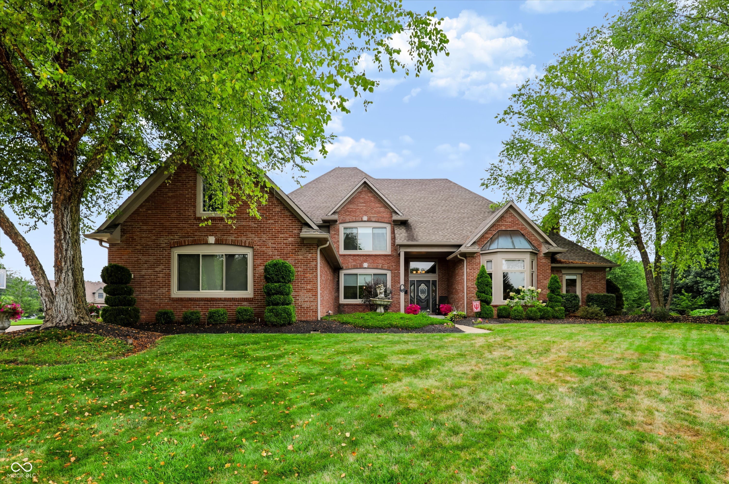 6040 White Ash Court Property Photo 1