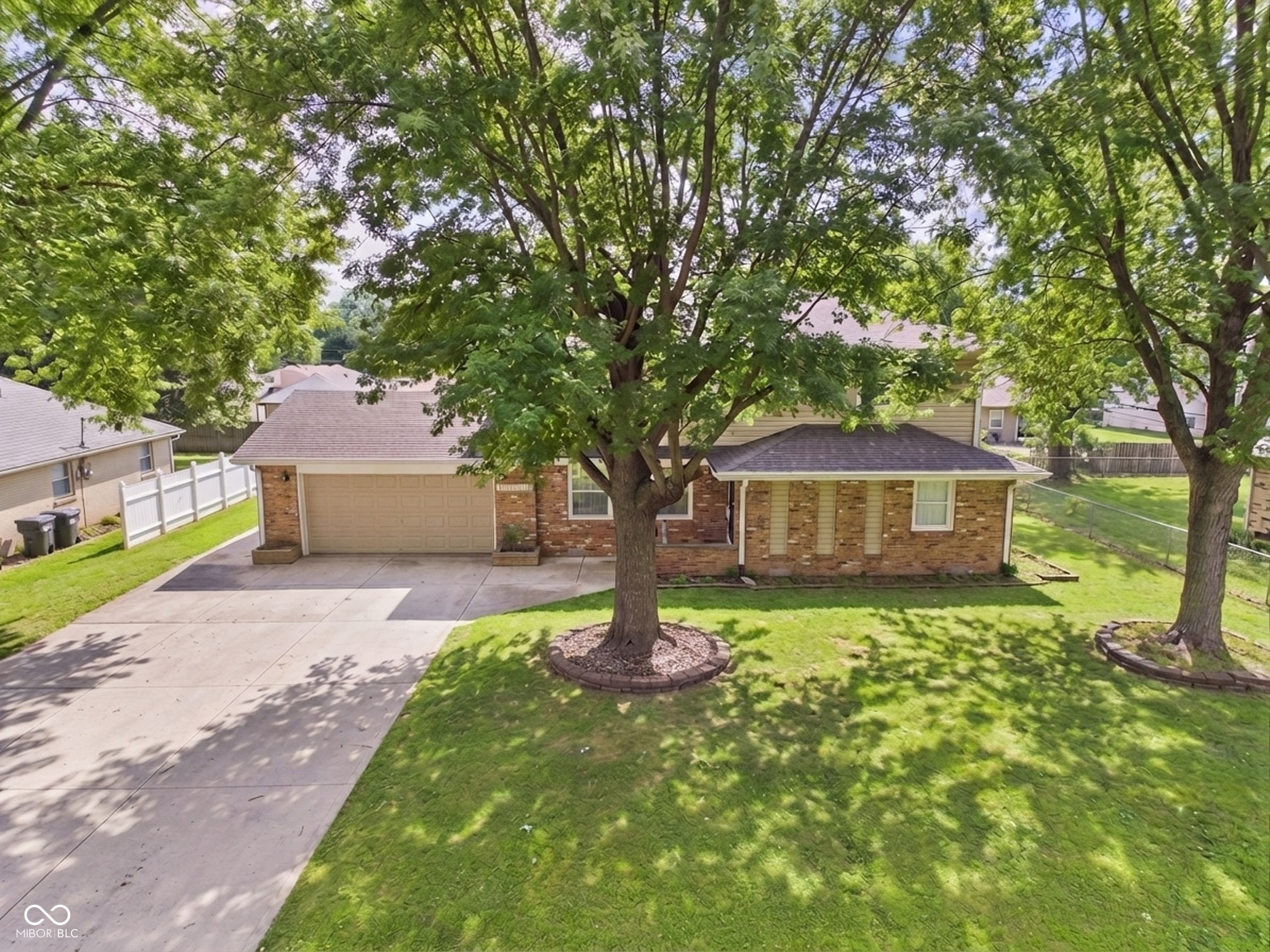 4412 Alhambra Drive Property Photo 1