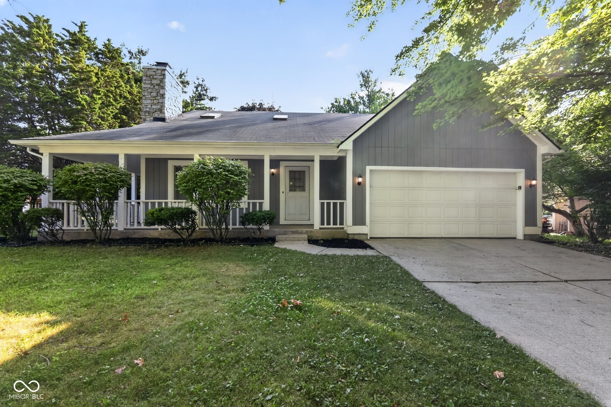 6926 Studebaker Lane Property Photo 1