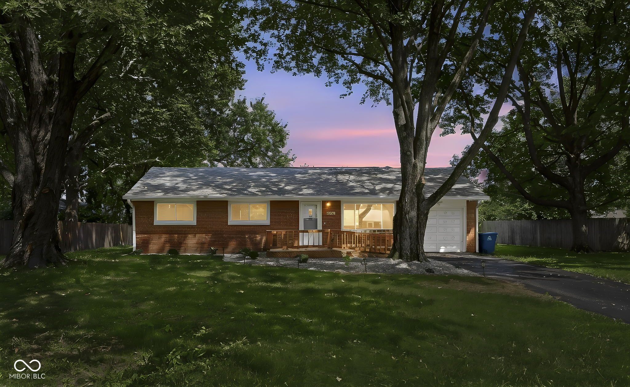 10735 Vali Drive Property Photo 1