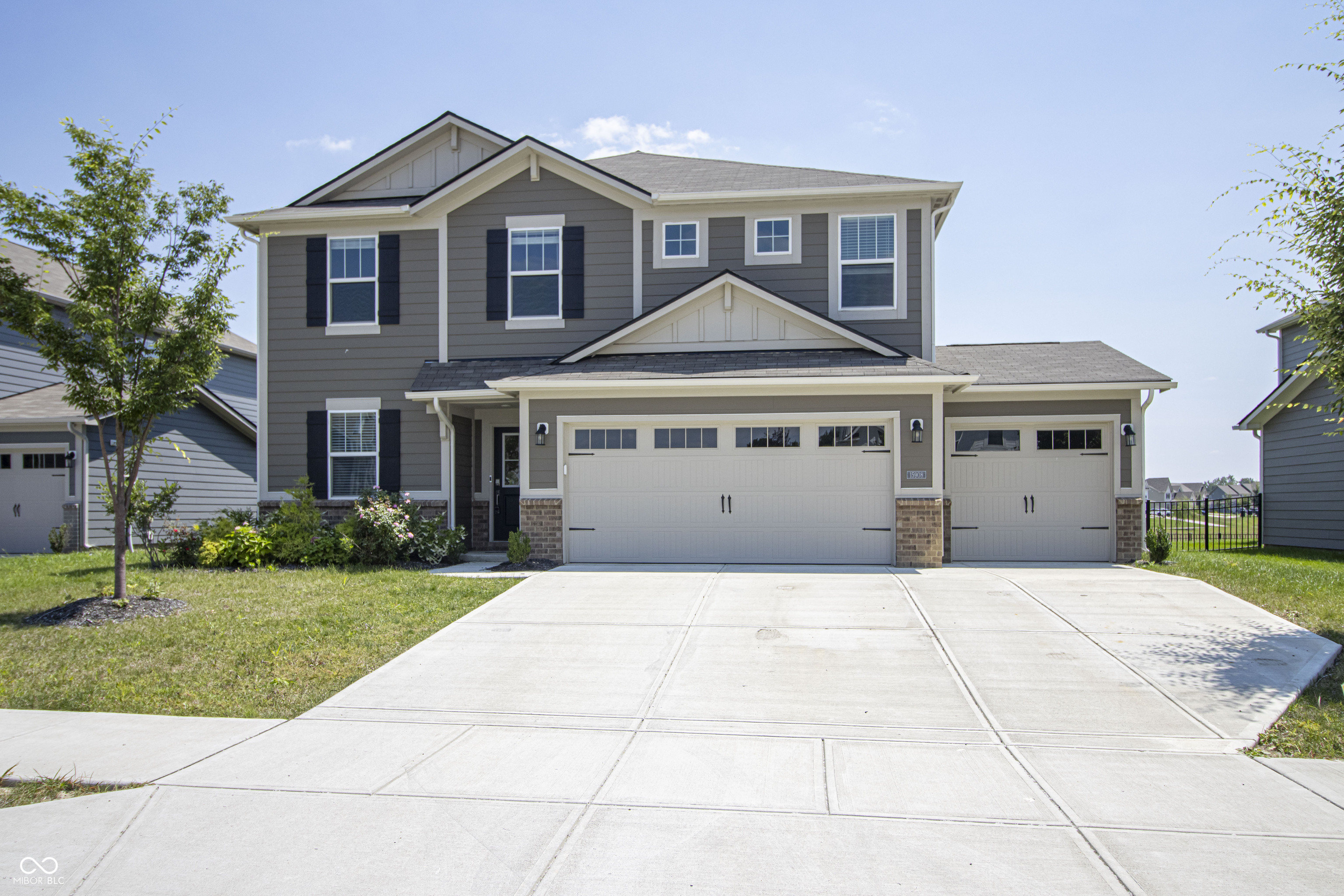 15908 Winnower Drive Property Photo 1
