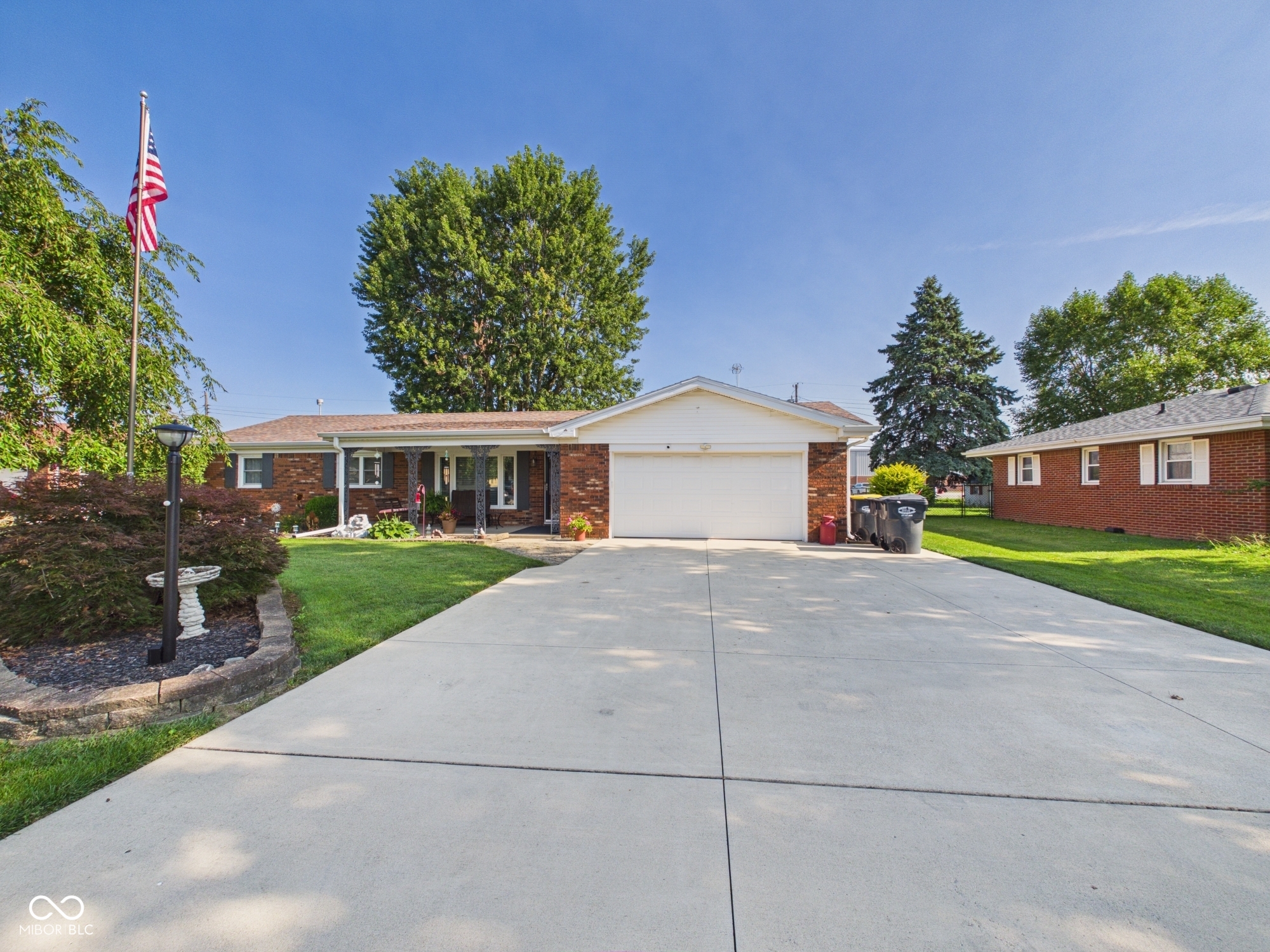 814 Rustic Road
