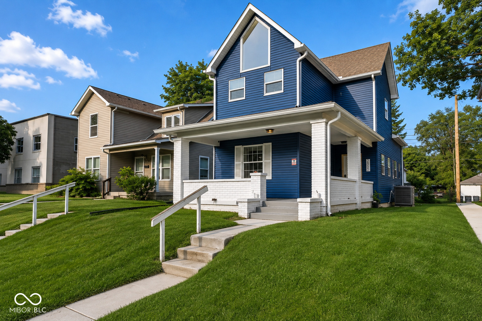 2935 N Capitol Avenue Property Photo 1