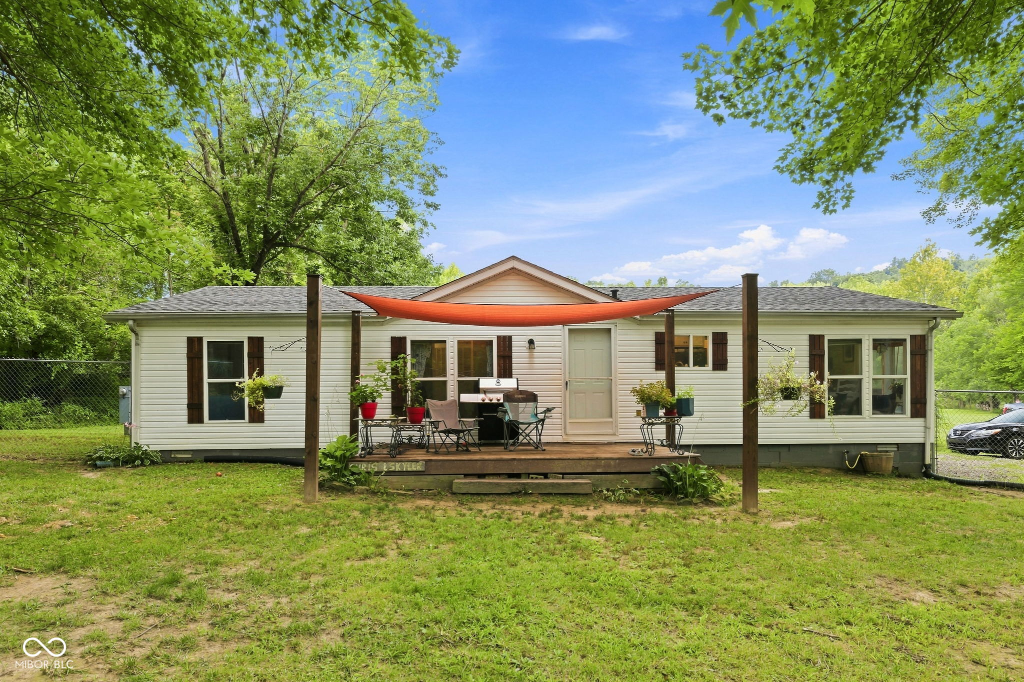 4611 Covered Bridge Road Property Photo 1