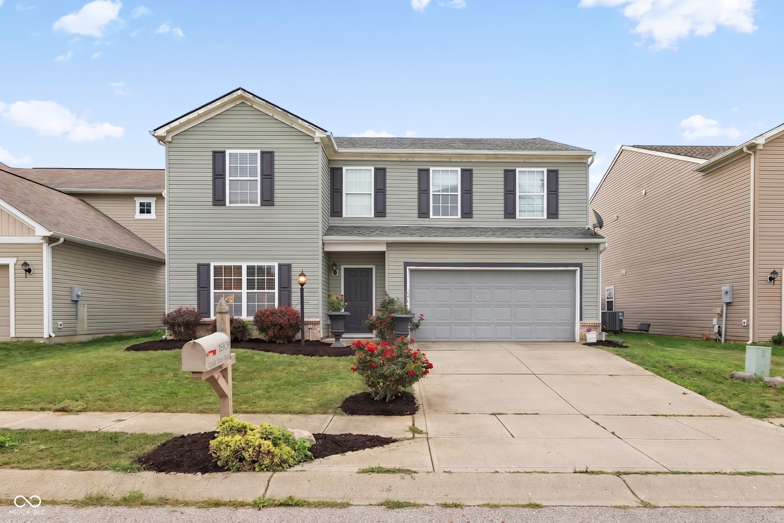 15108 Royal Grove Drive Property Photo 1