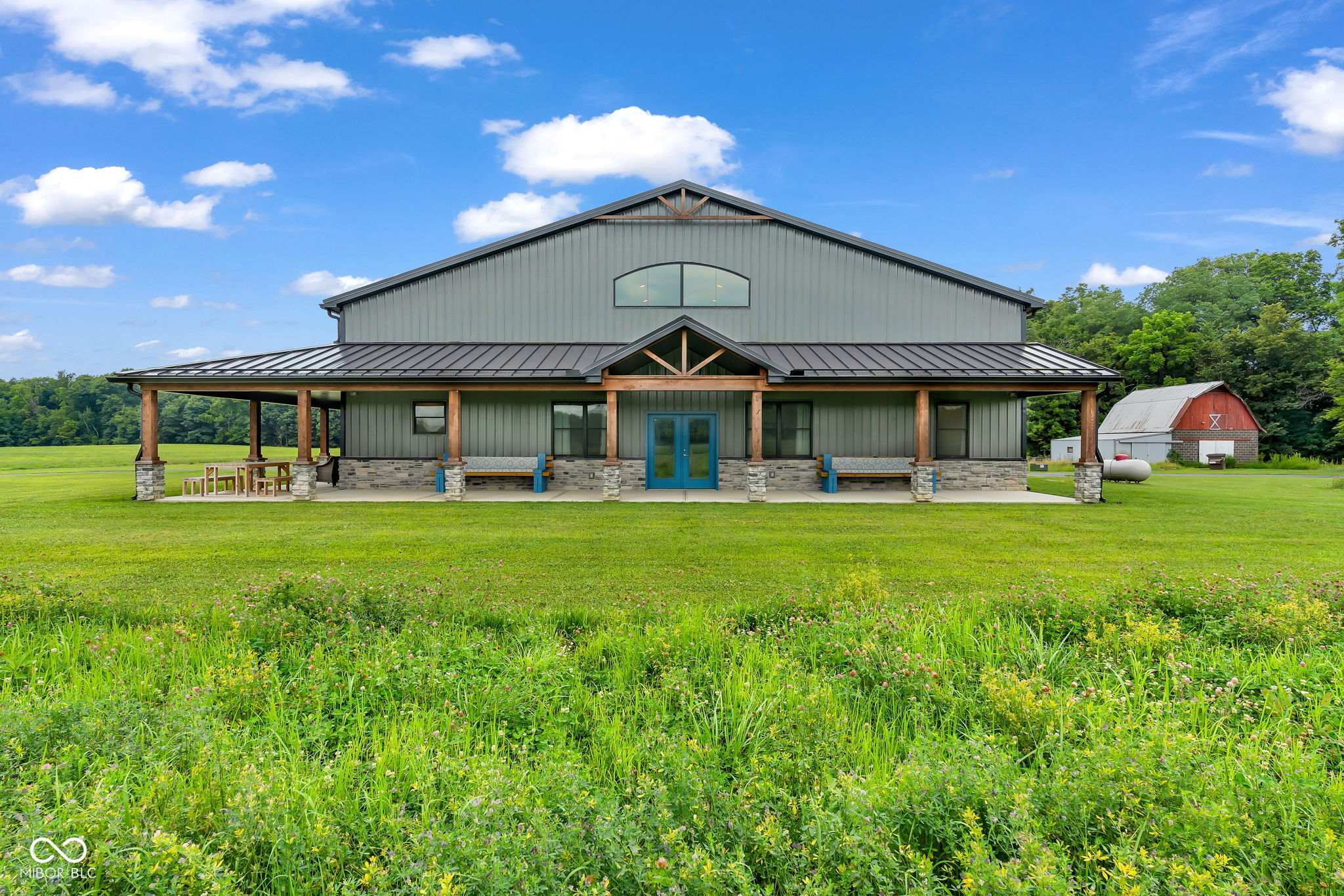 4735 E County Road 550