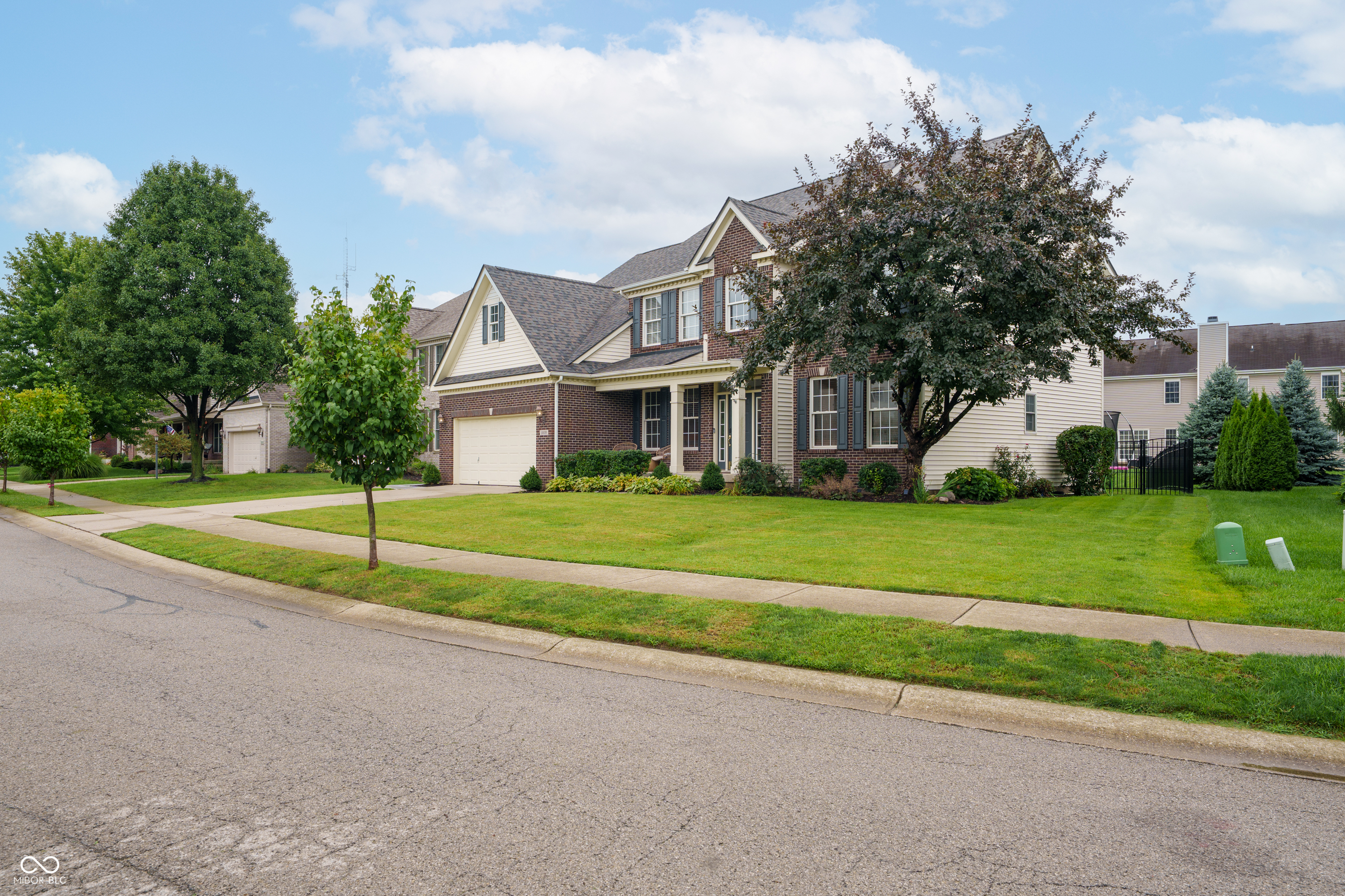 12135 Ashland Drive Property Photo 1