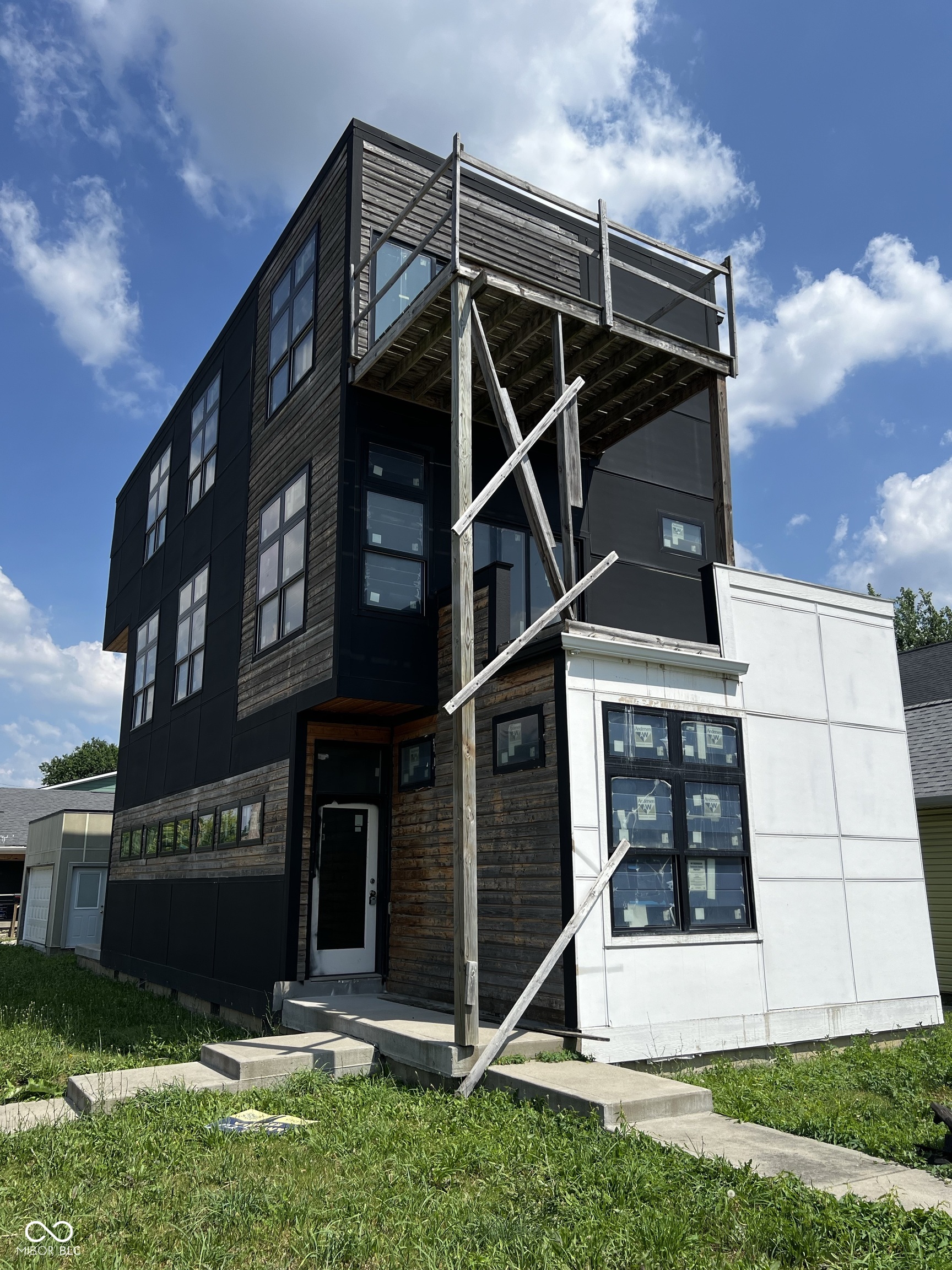 1401 S Alabama
