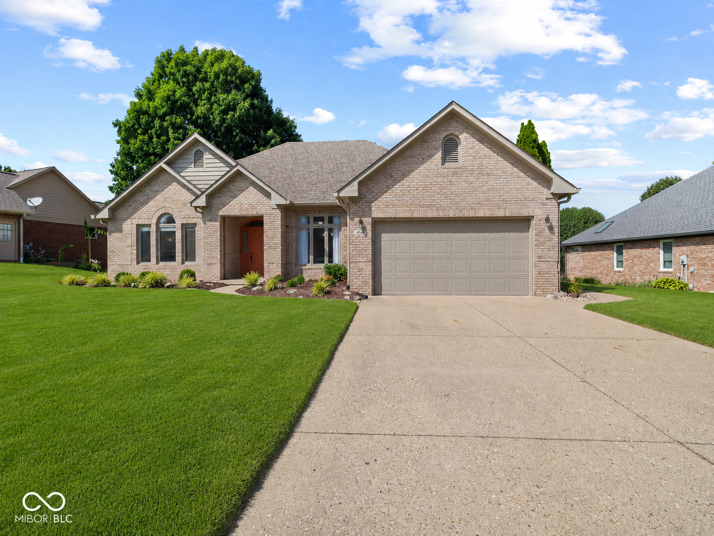 4548 Silver Springs Drive Property Photo 1