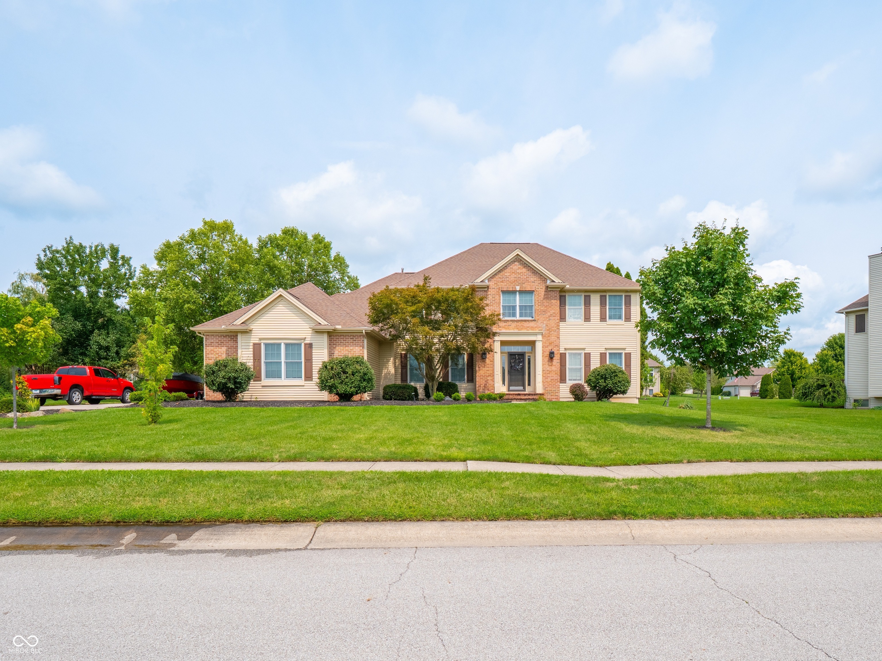 2232 Longleaf Drive Property Photo 1