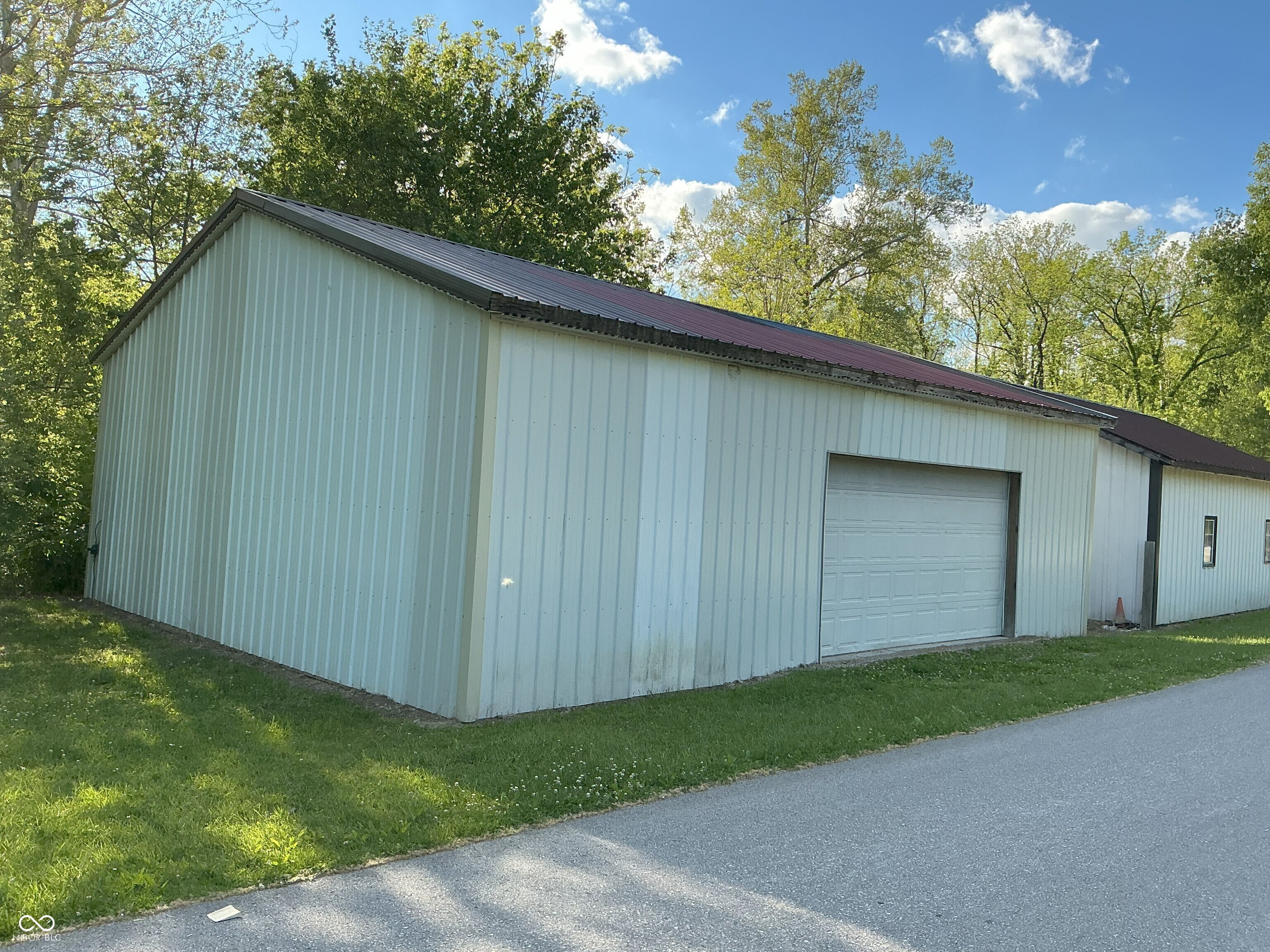 5447 & 5449 S Garrison Road Property Photo 1