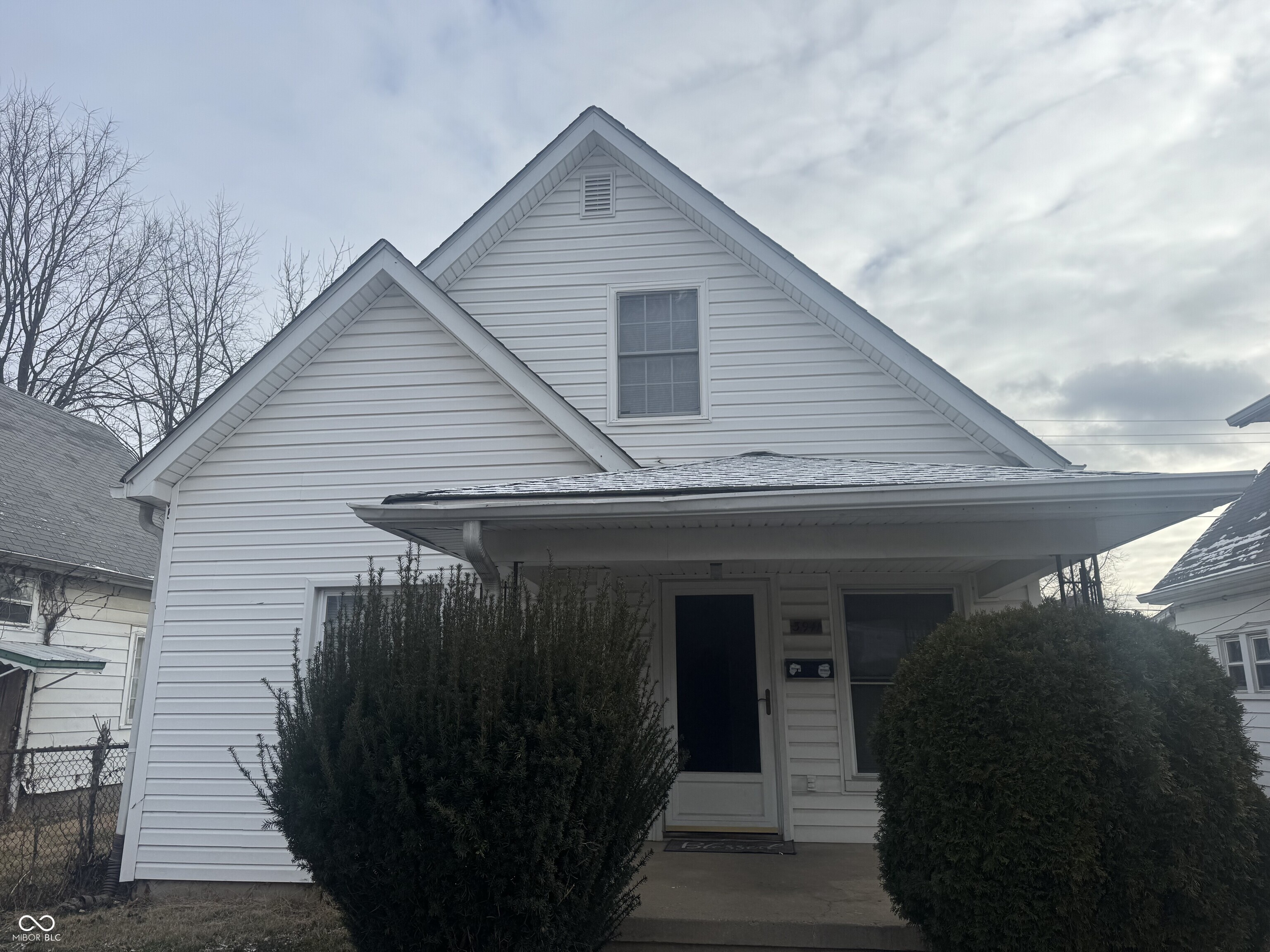 3941 Boulevard Place Property Photo 1