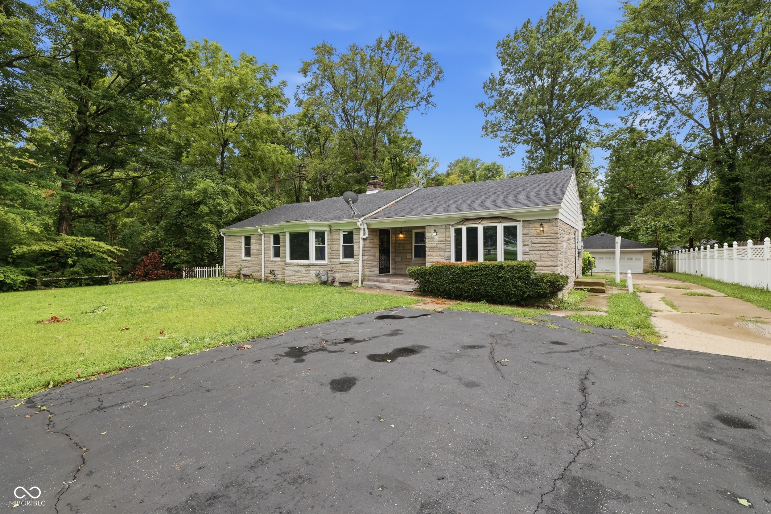 6204 Madison Avenue Property Photo 1