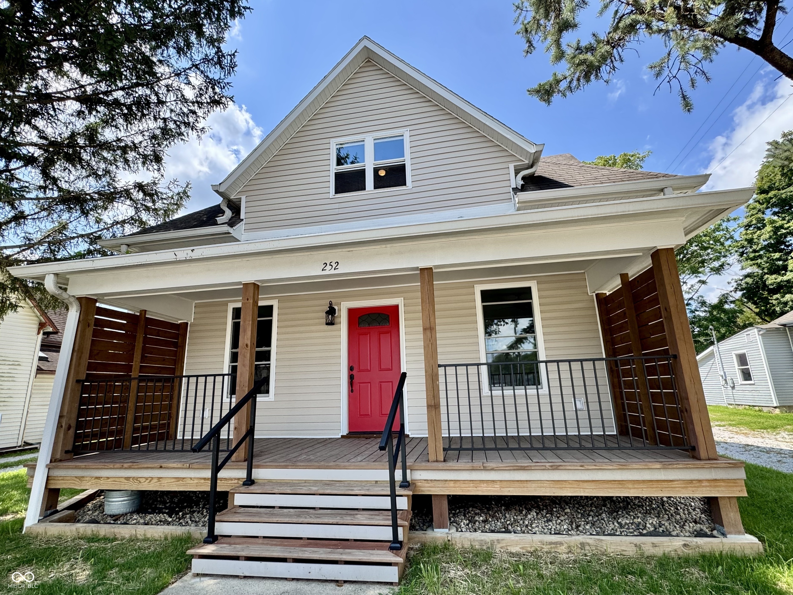 252 S Main Street