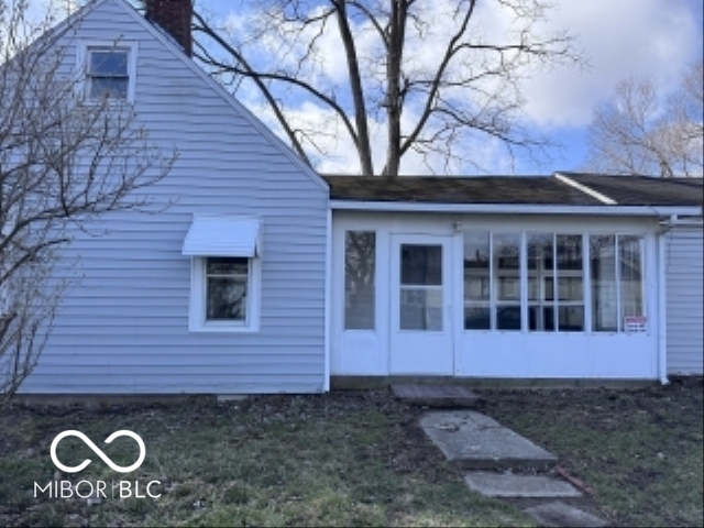 2200 S Eaton Avenue Property Photo 1