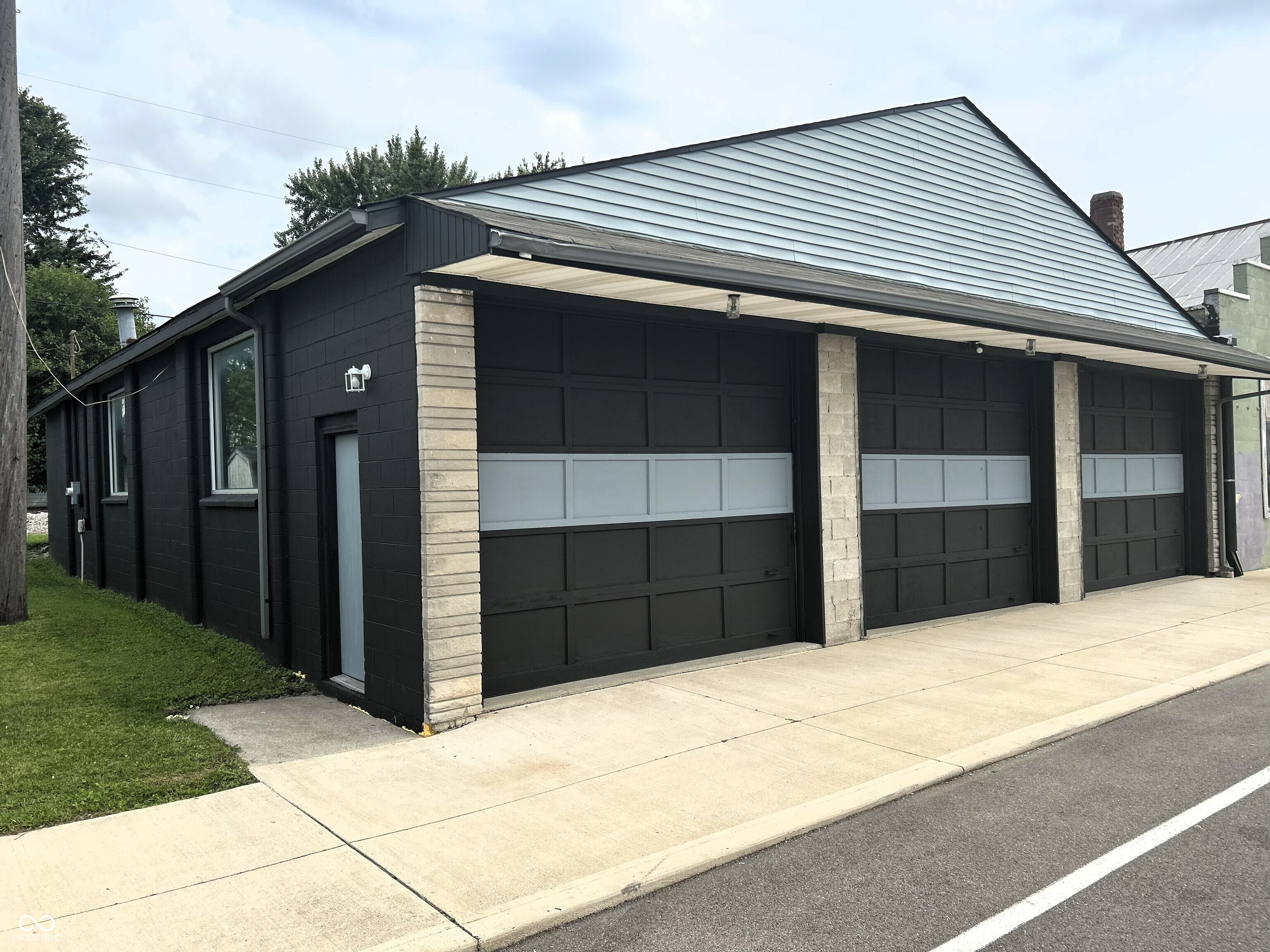 112 S Depot Property Photo 1