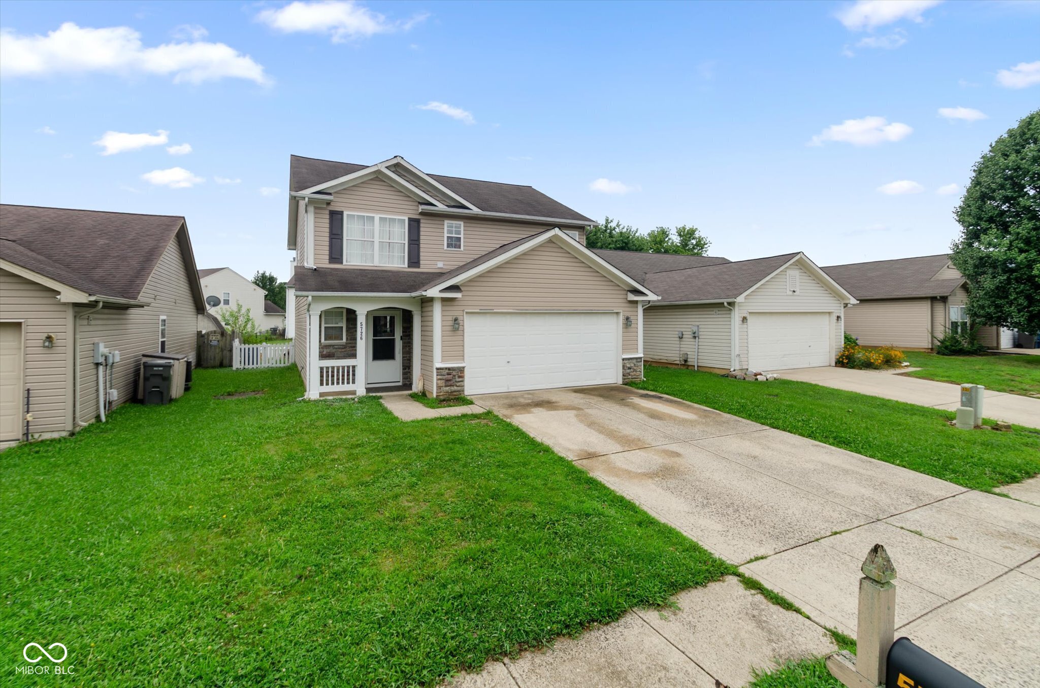 5726 Sweet River Drive Property Photo 1