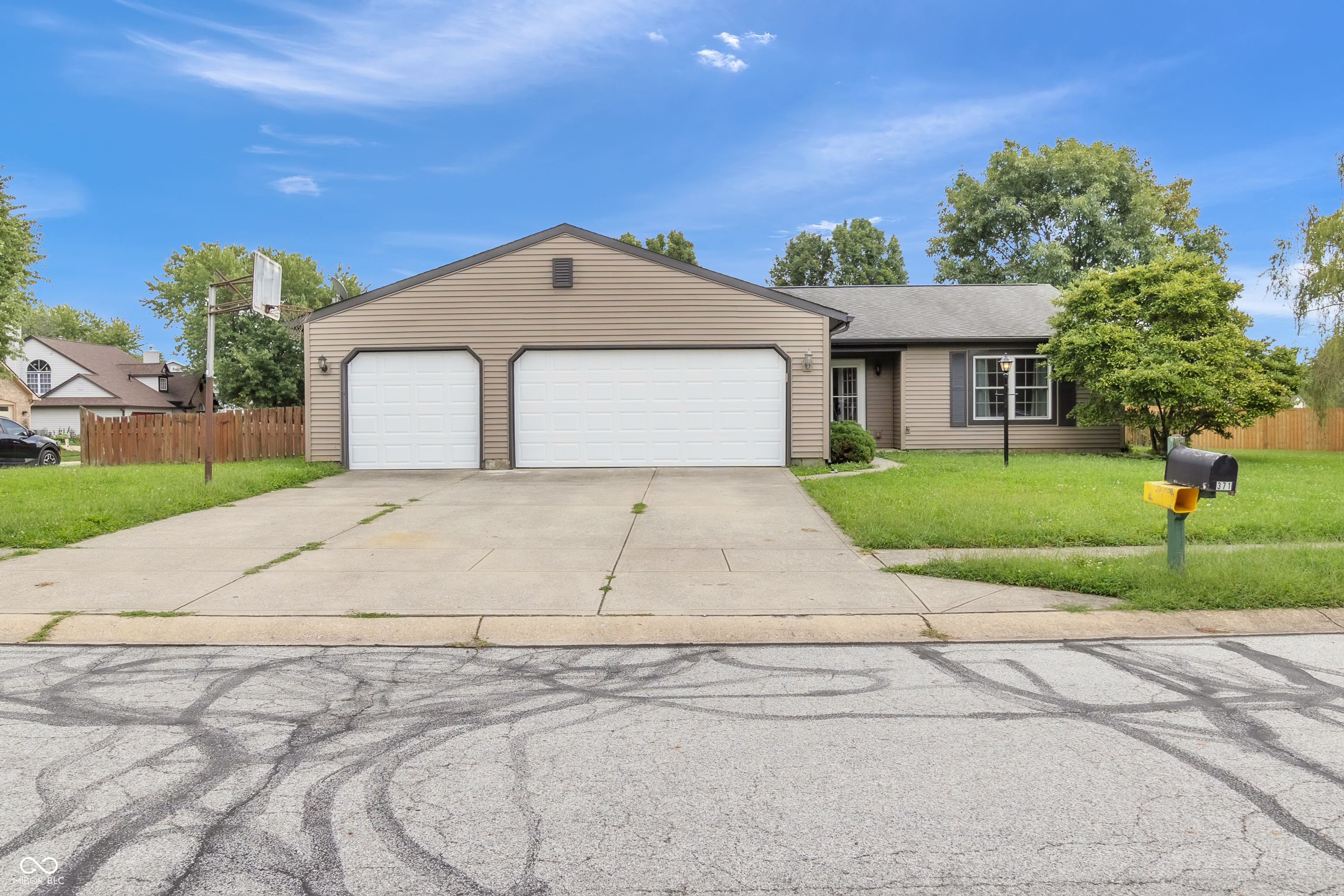 371 Watercrest Way Property Photo 1