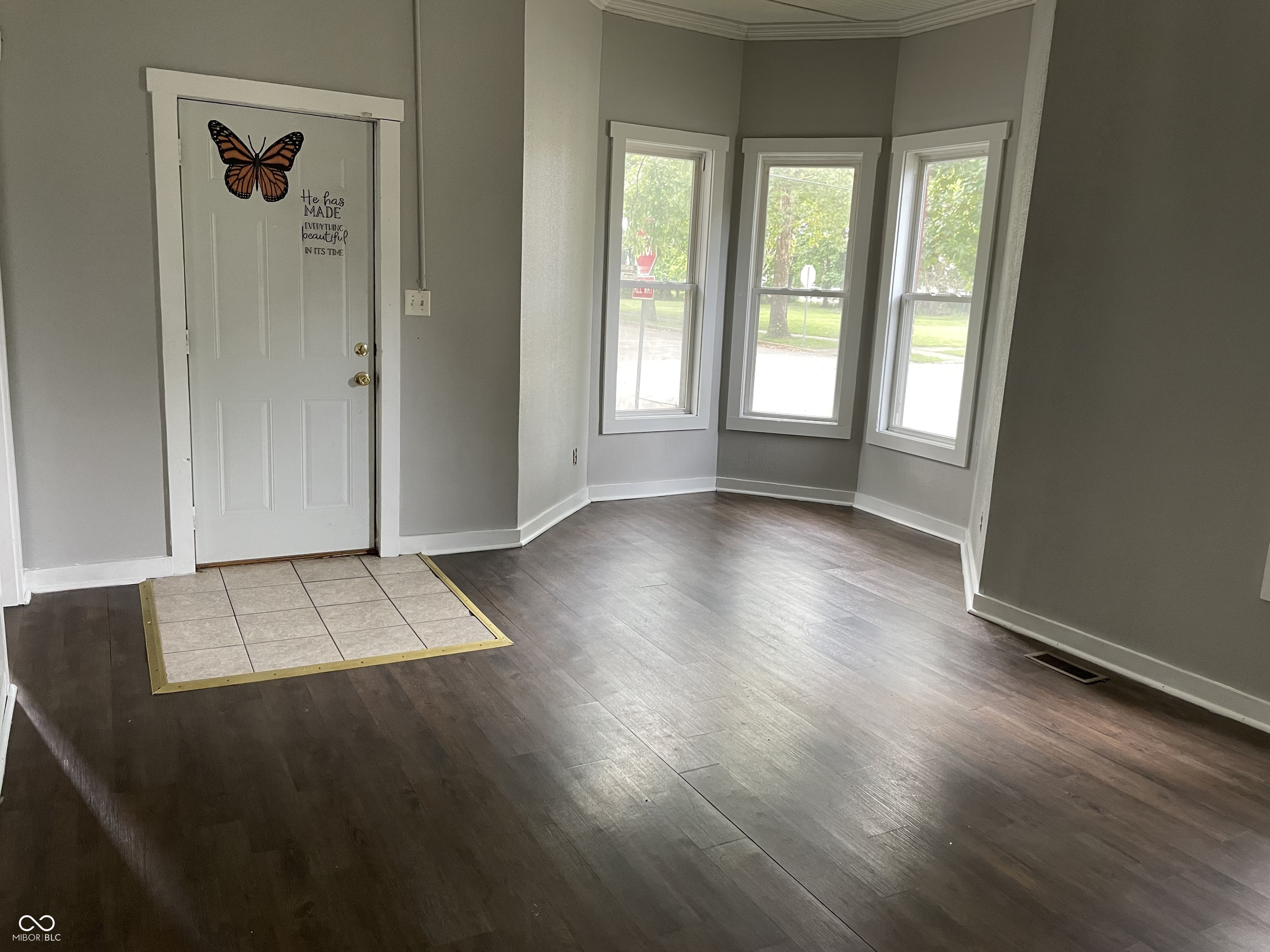 900 Locust Street Property Photo 1