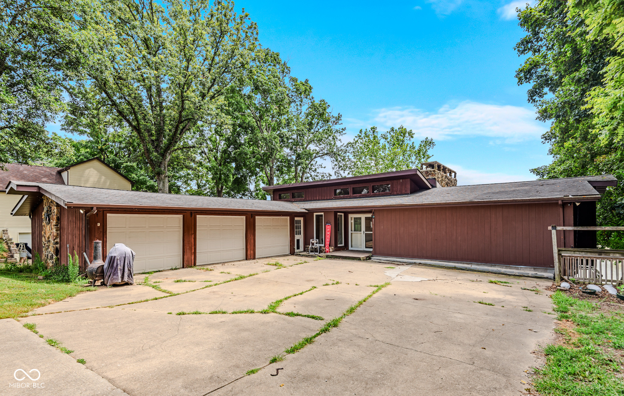 16451 E Lake Shore Drive Property Photo 1