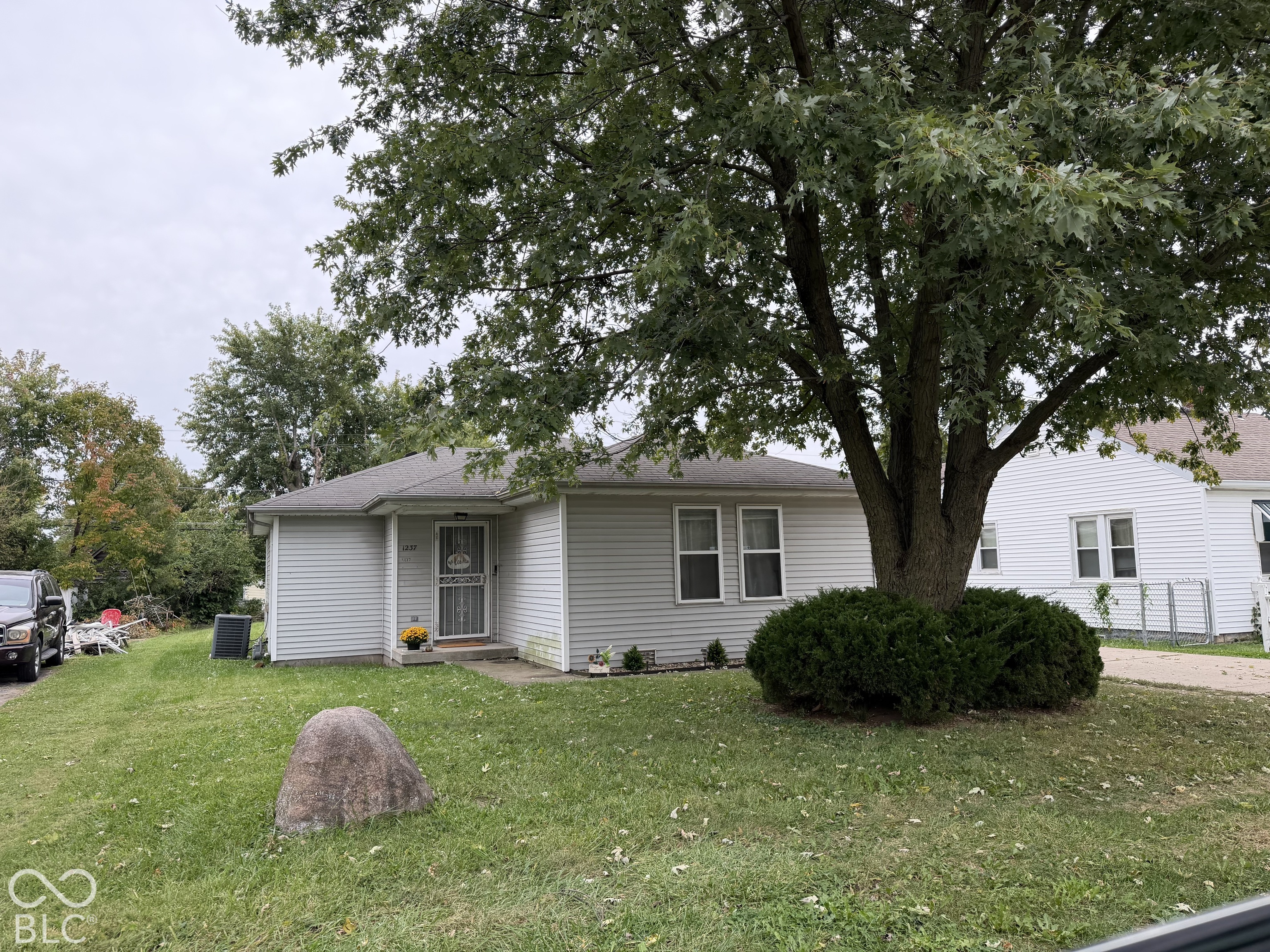 1237 Waldemere Avenue Property Photo 1