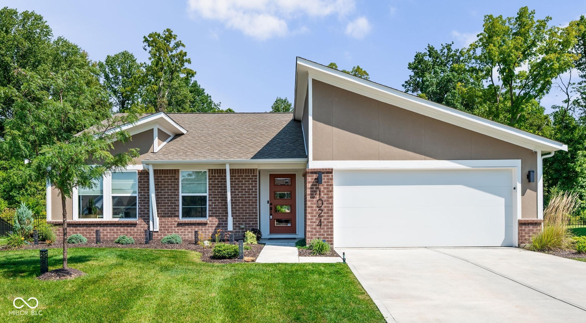 1024 Cyprian Way Property Photo 1