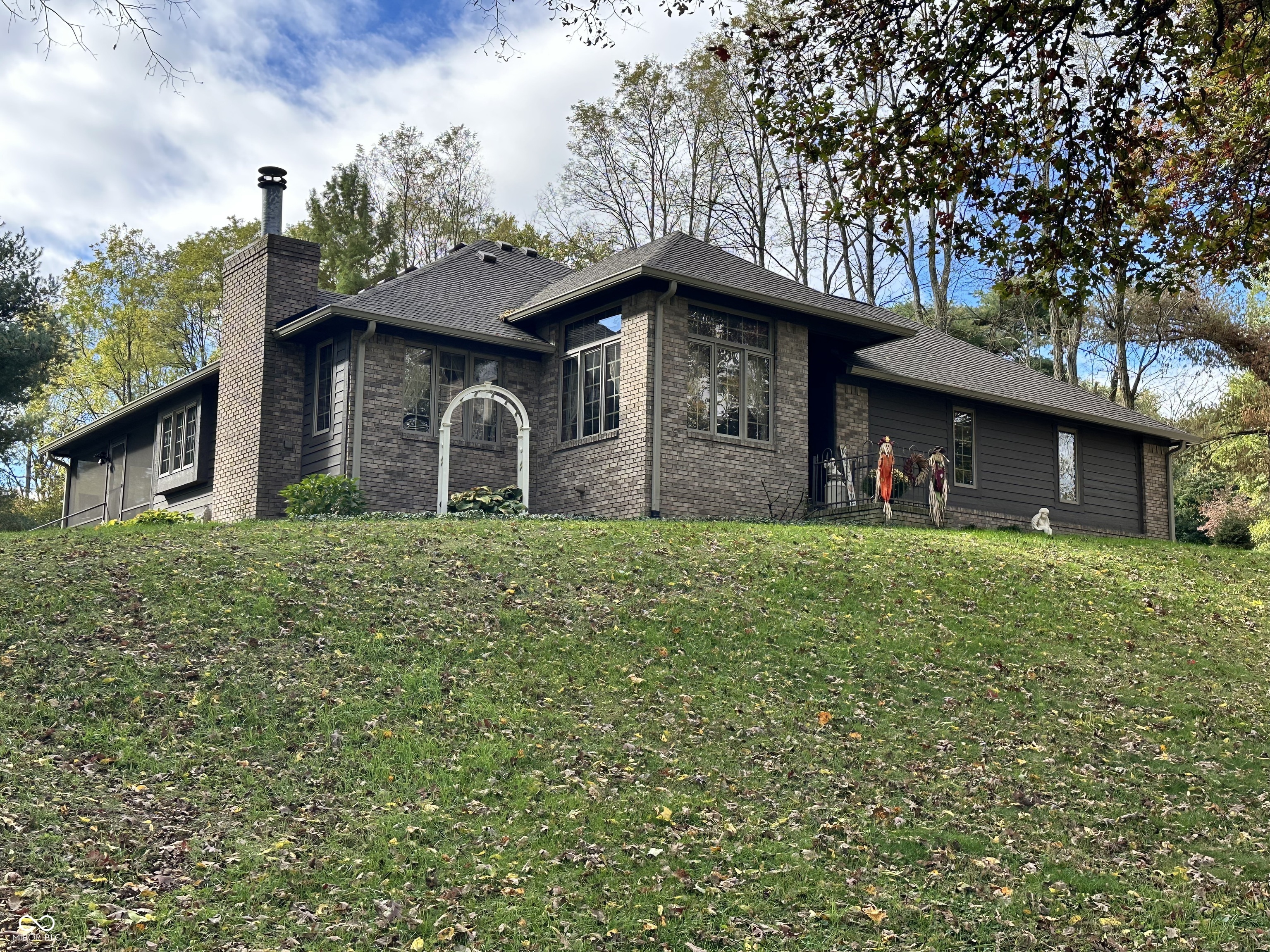 2975 Clear Creek Boulevard Property Photo 1