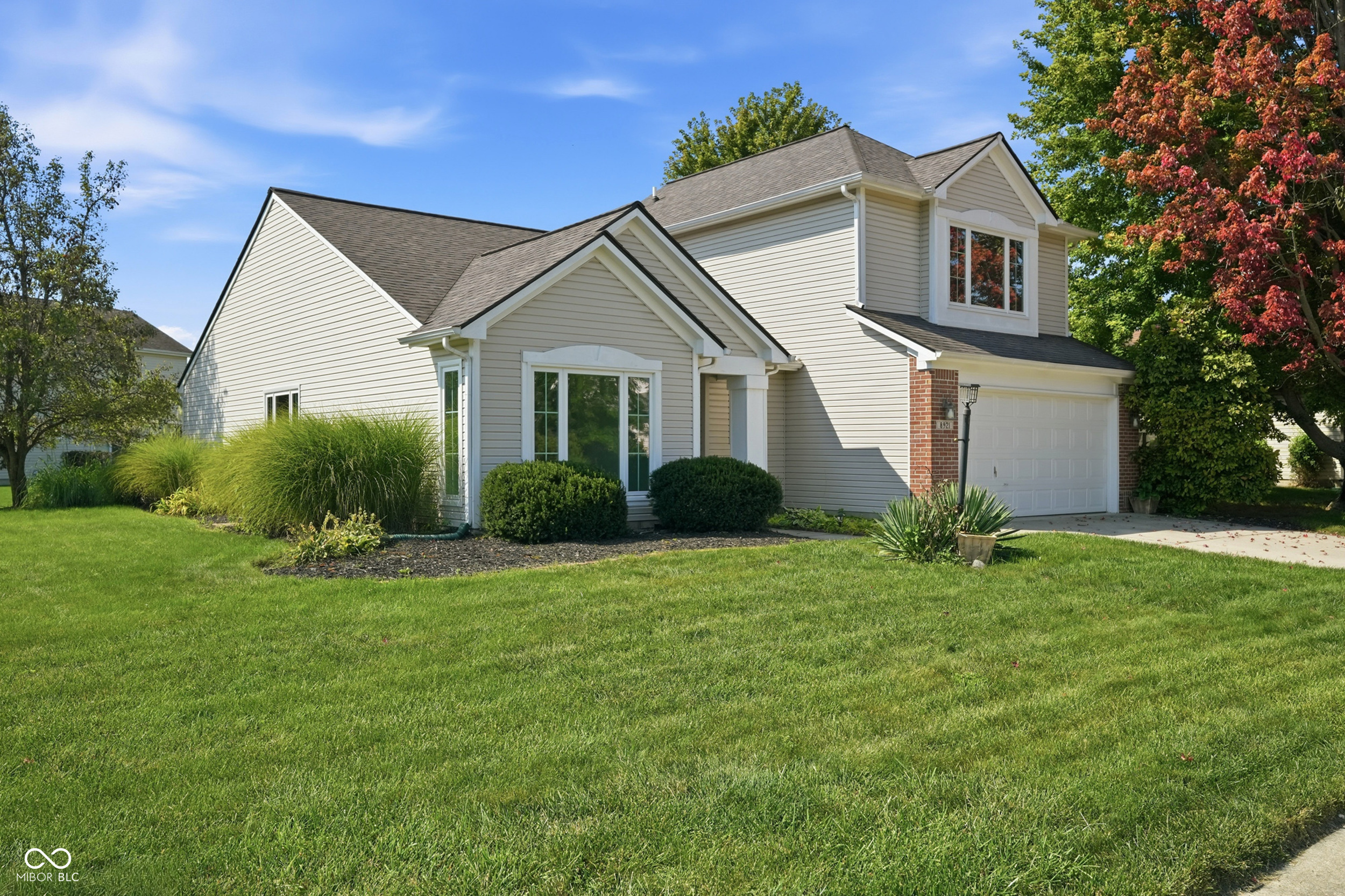 8921 Woodlark Drive