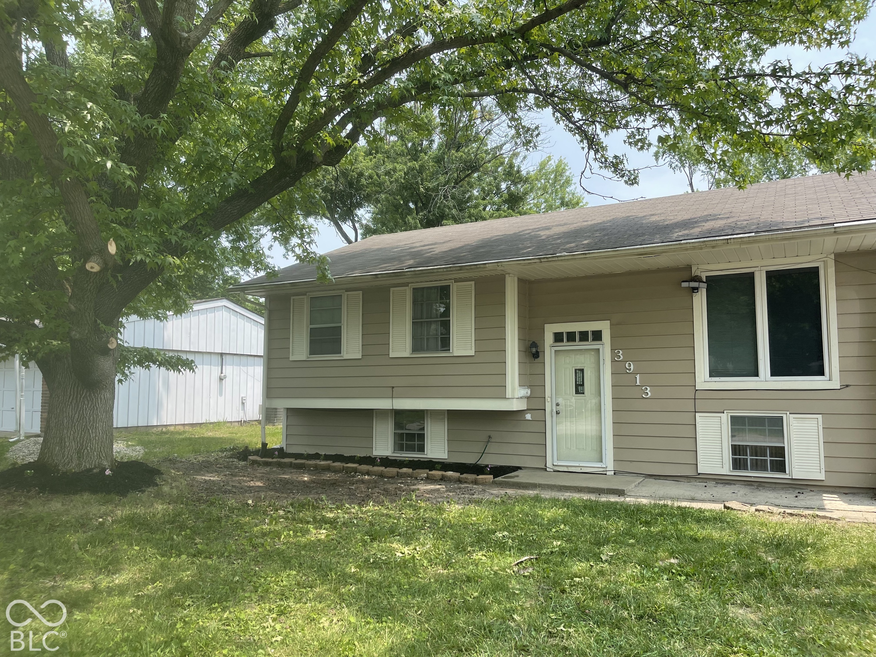 3913 Eisenhower Drive Property Photo 1