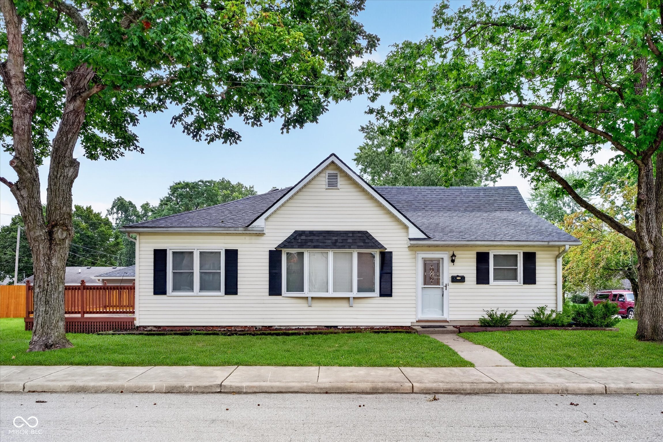 1108 Central Avenue Property Photo 1