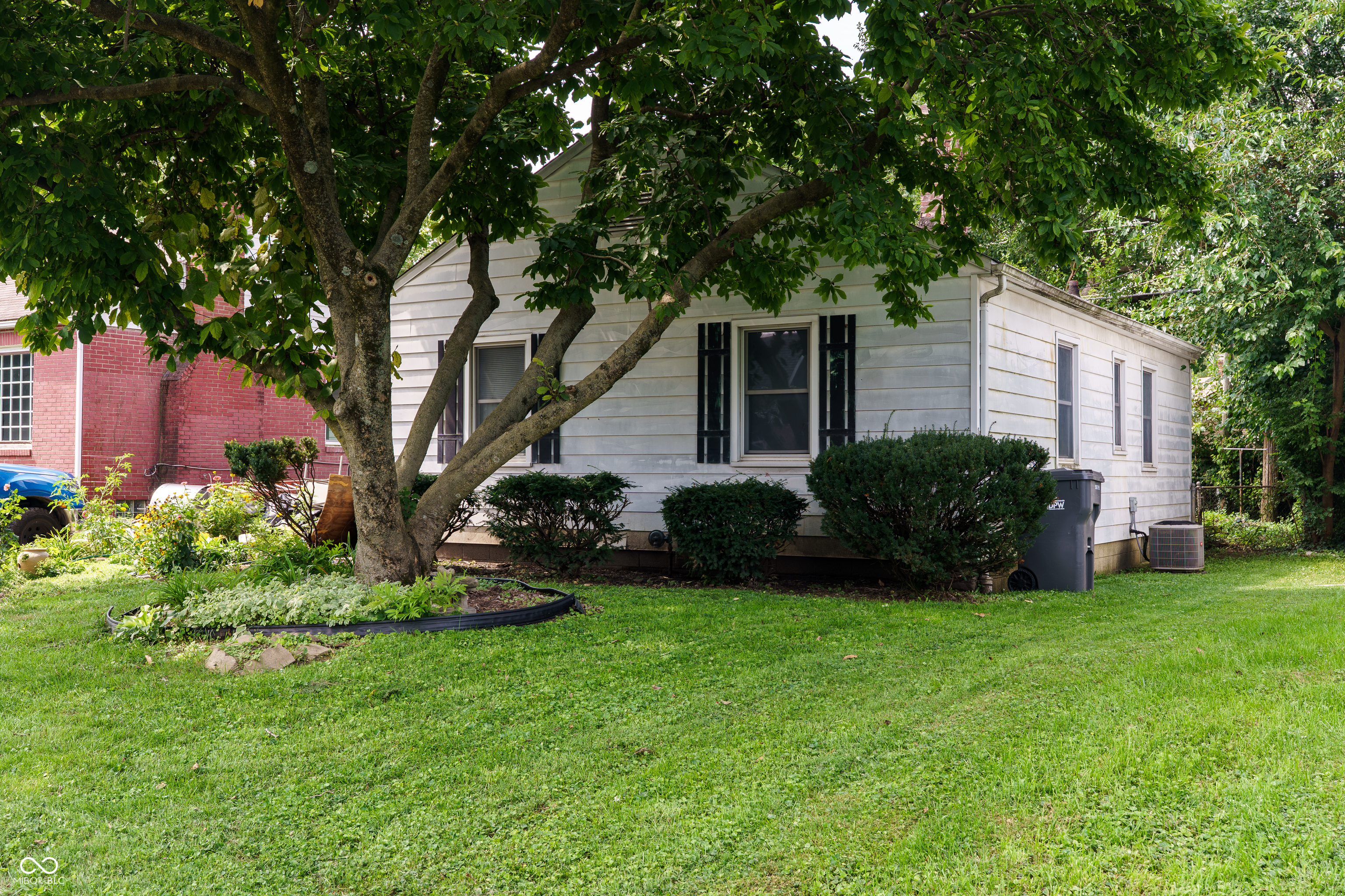 34 N Catherwood Avenue Property Photo 1
