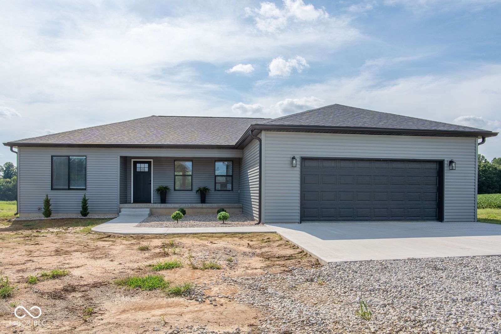 8826 S 450 W Property Photo 1