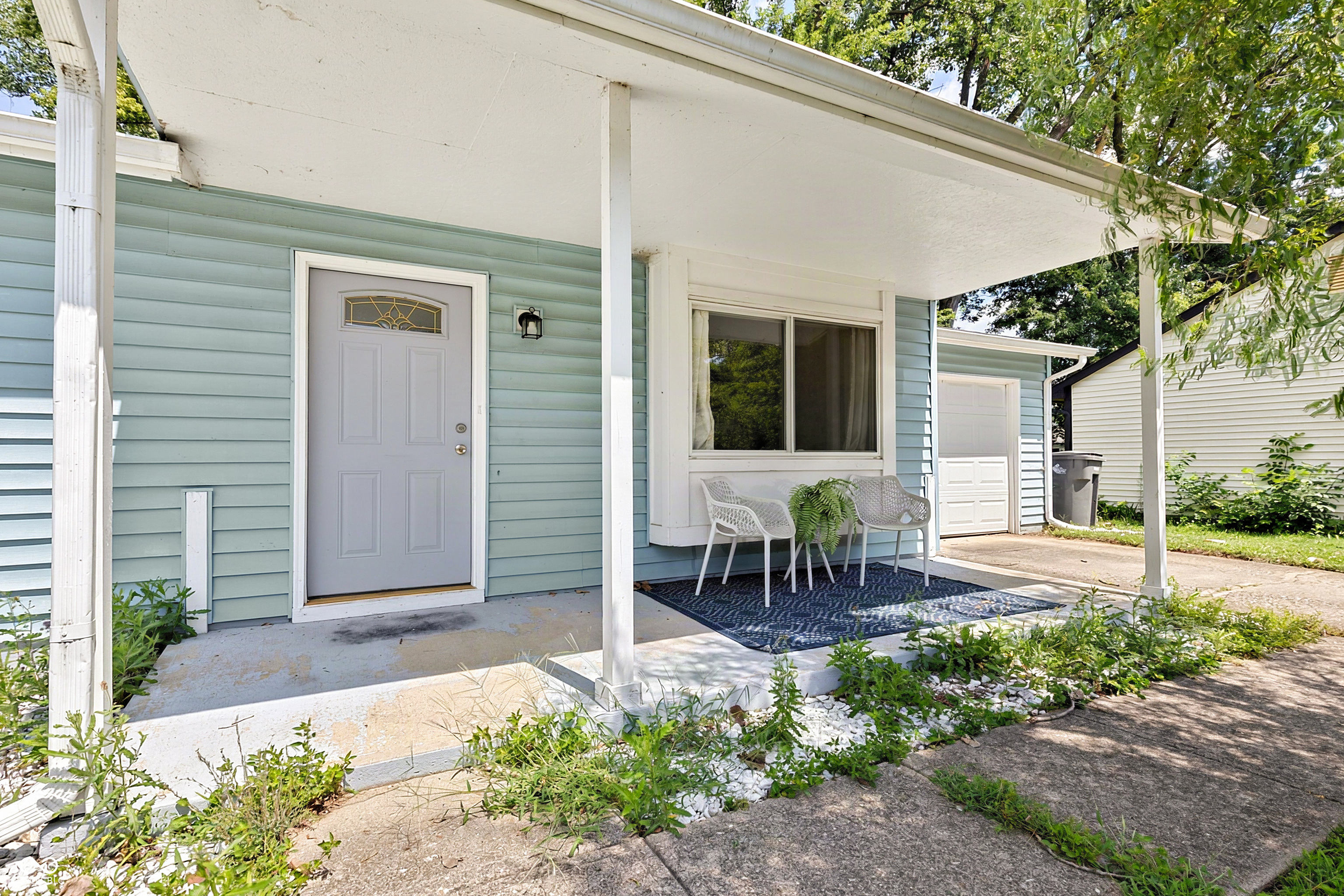 5126 Carob Property Photo 1