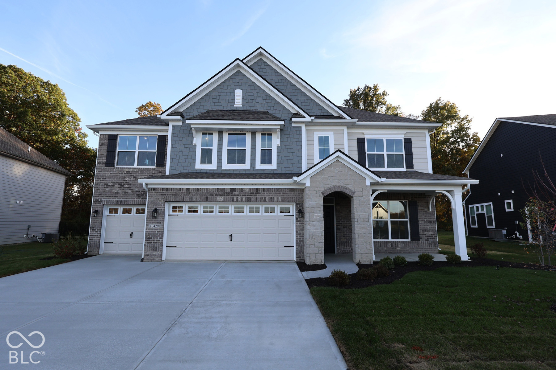 10429 Oak Bend Boulevard Property Photo 1