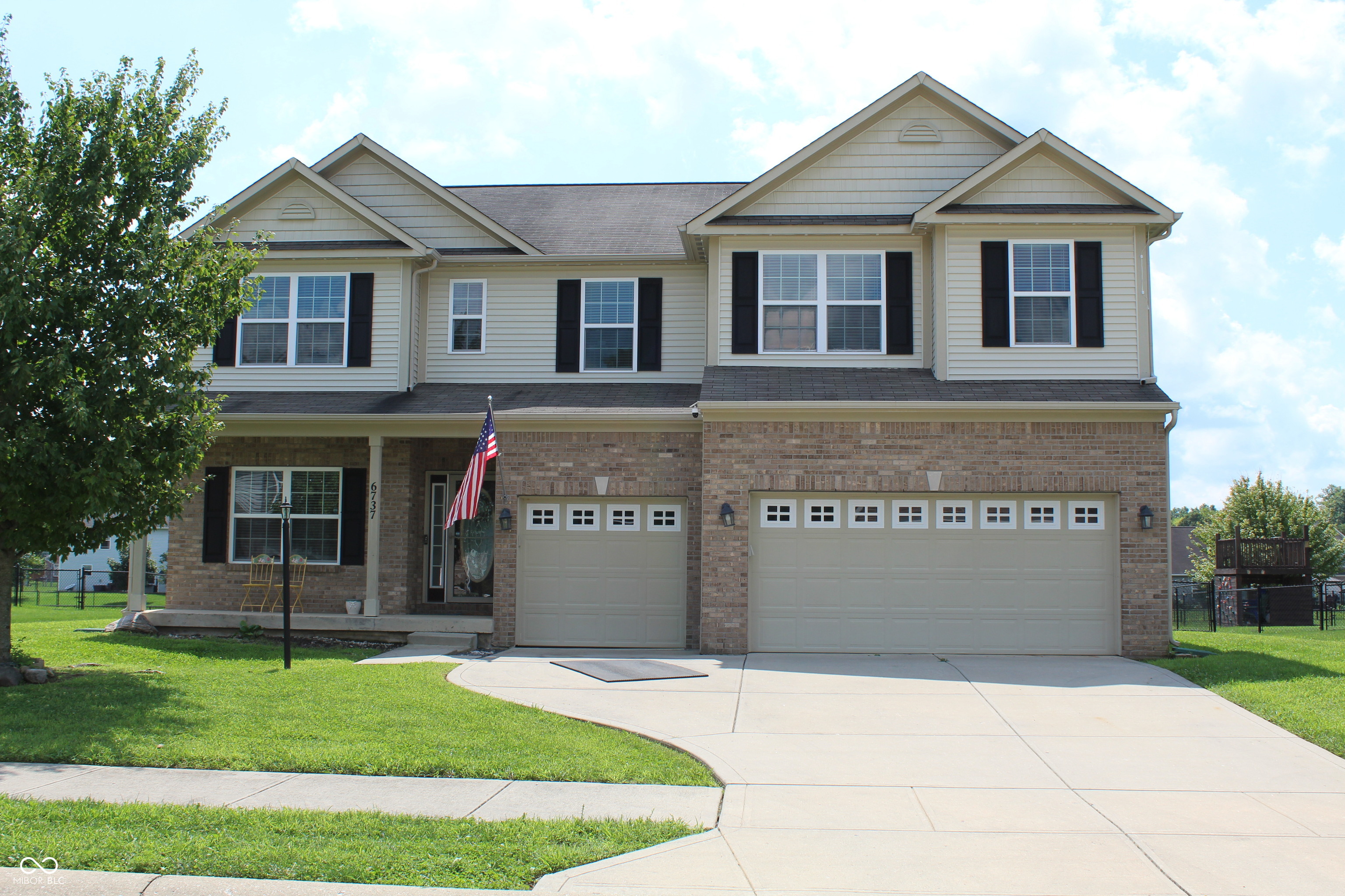 6737 Wilmot Lane Property Photo 1