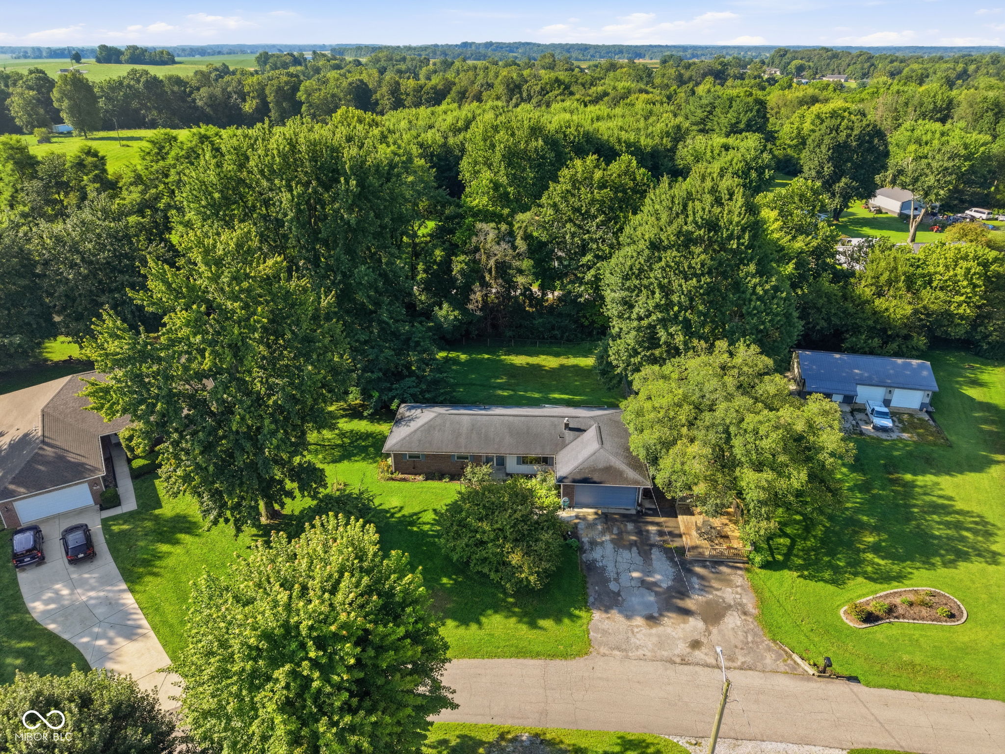10 U Drive Property Photo 1