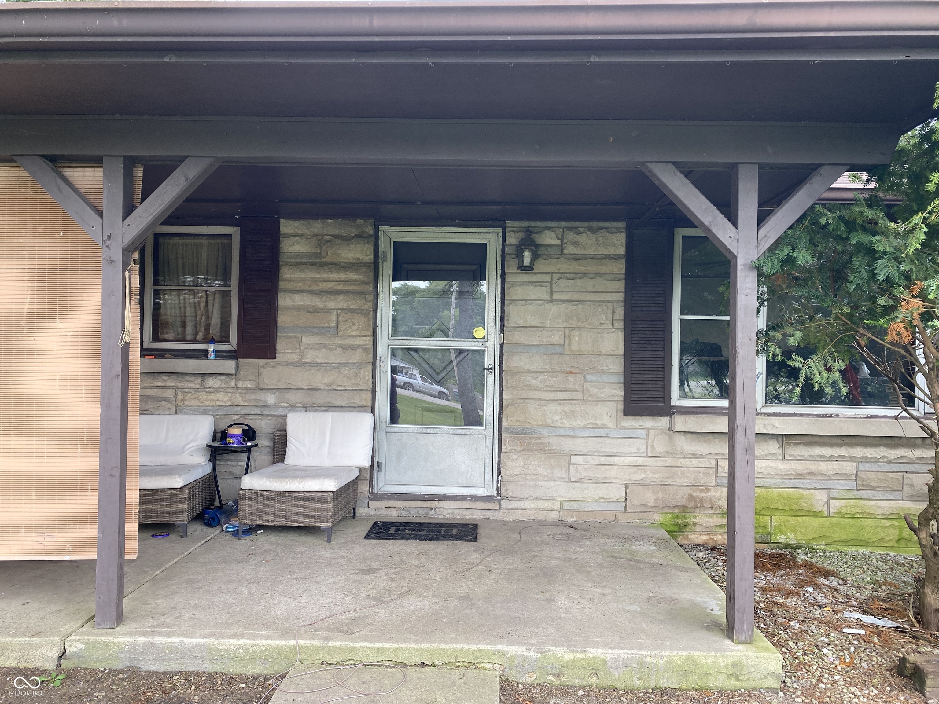 7401 Southeastern Avenue Property Photo 1