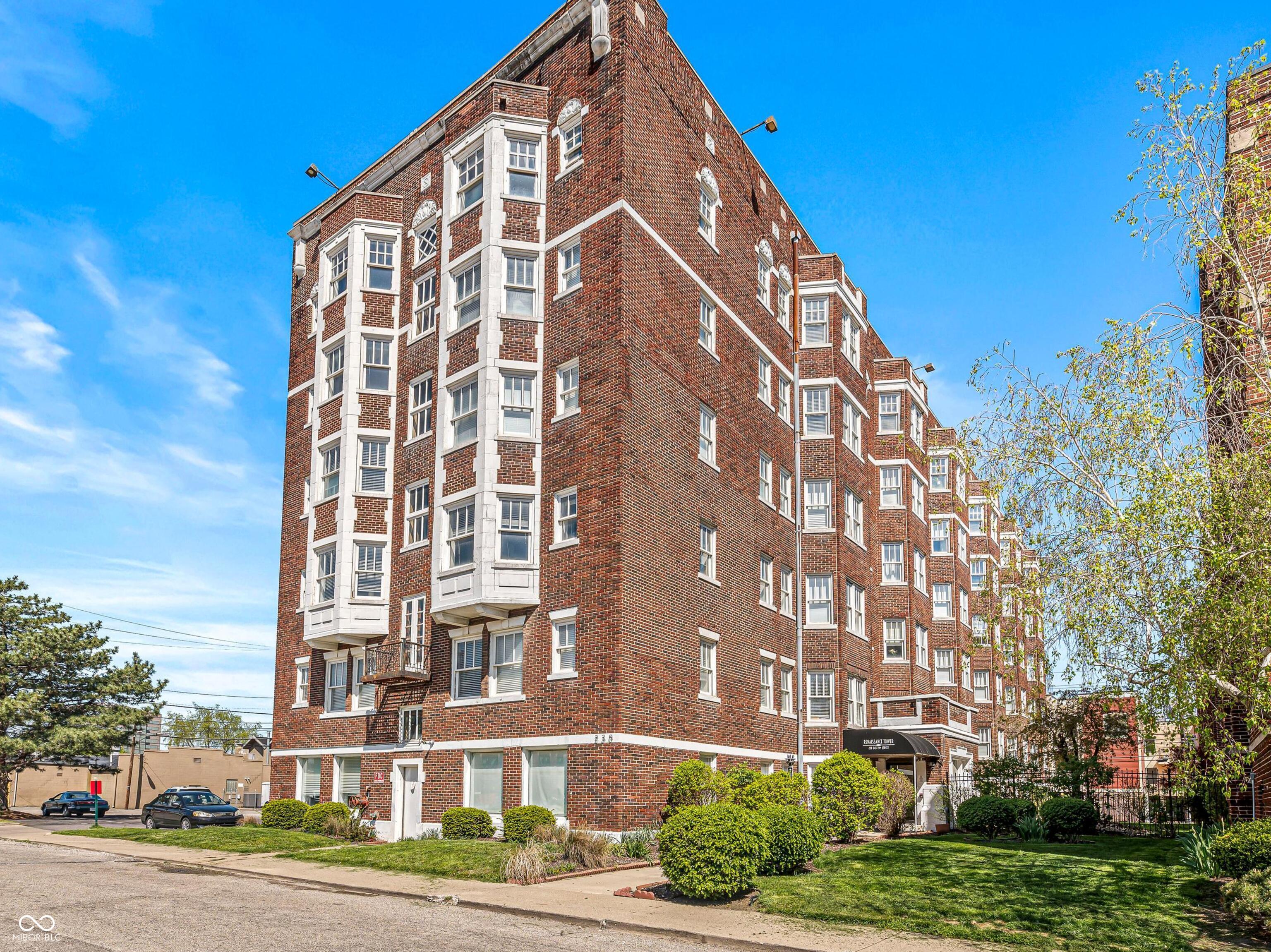 230 E 9th Street 107