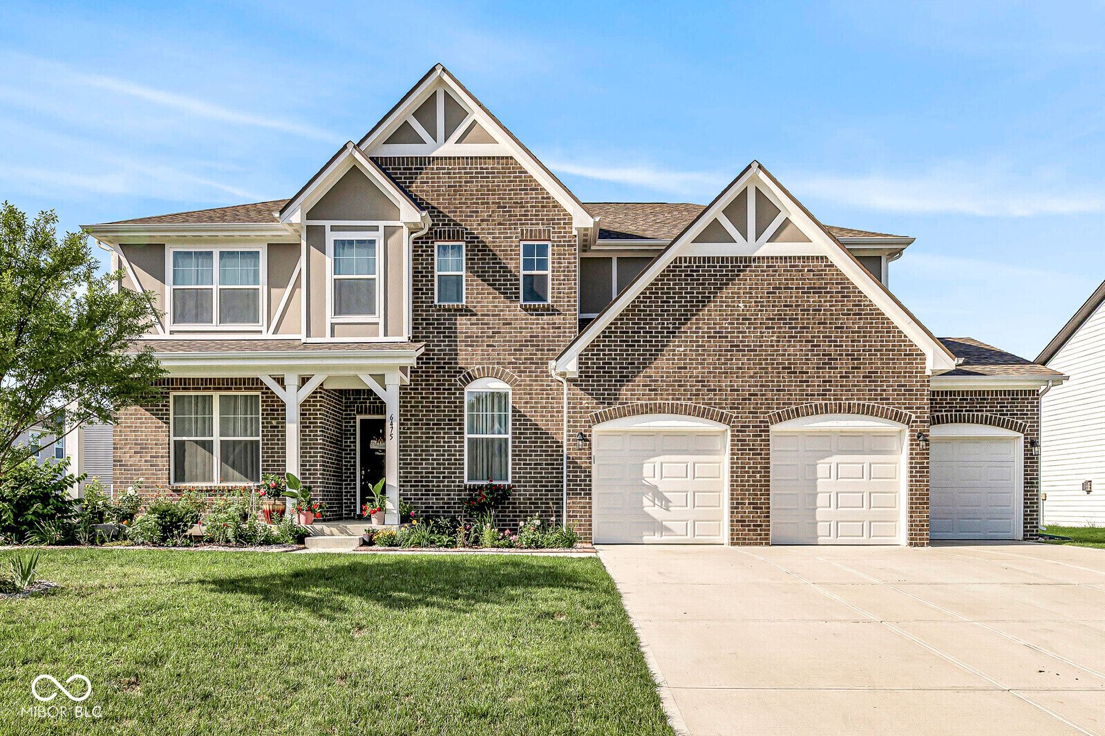 6475 Whitecap Lane