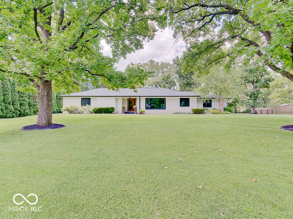 5230 Shorewood Drive Property Photo 1