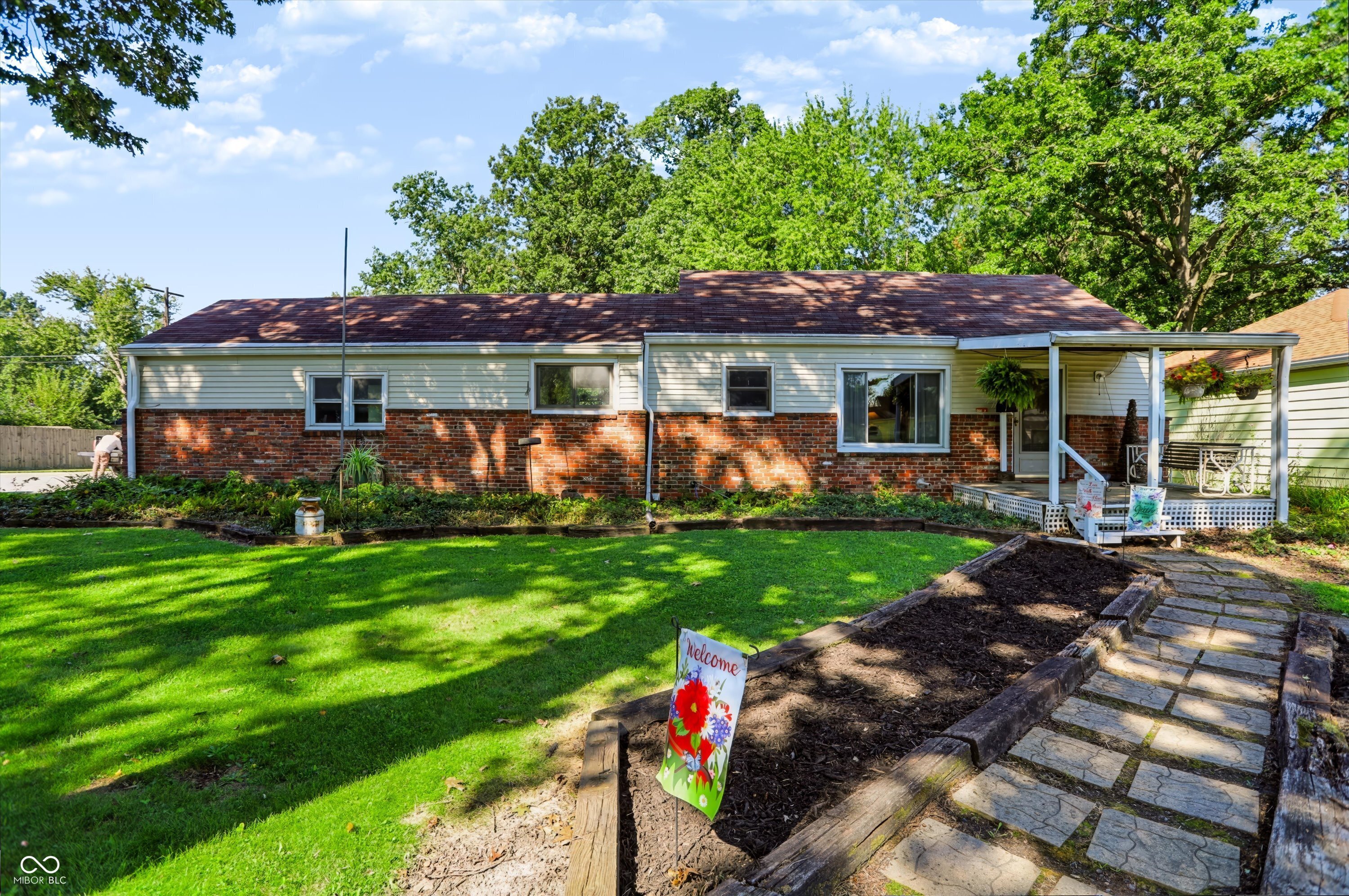 4504 N Longworth Avenue Property Photo 1