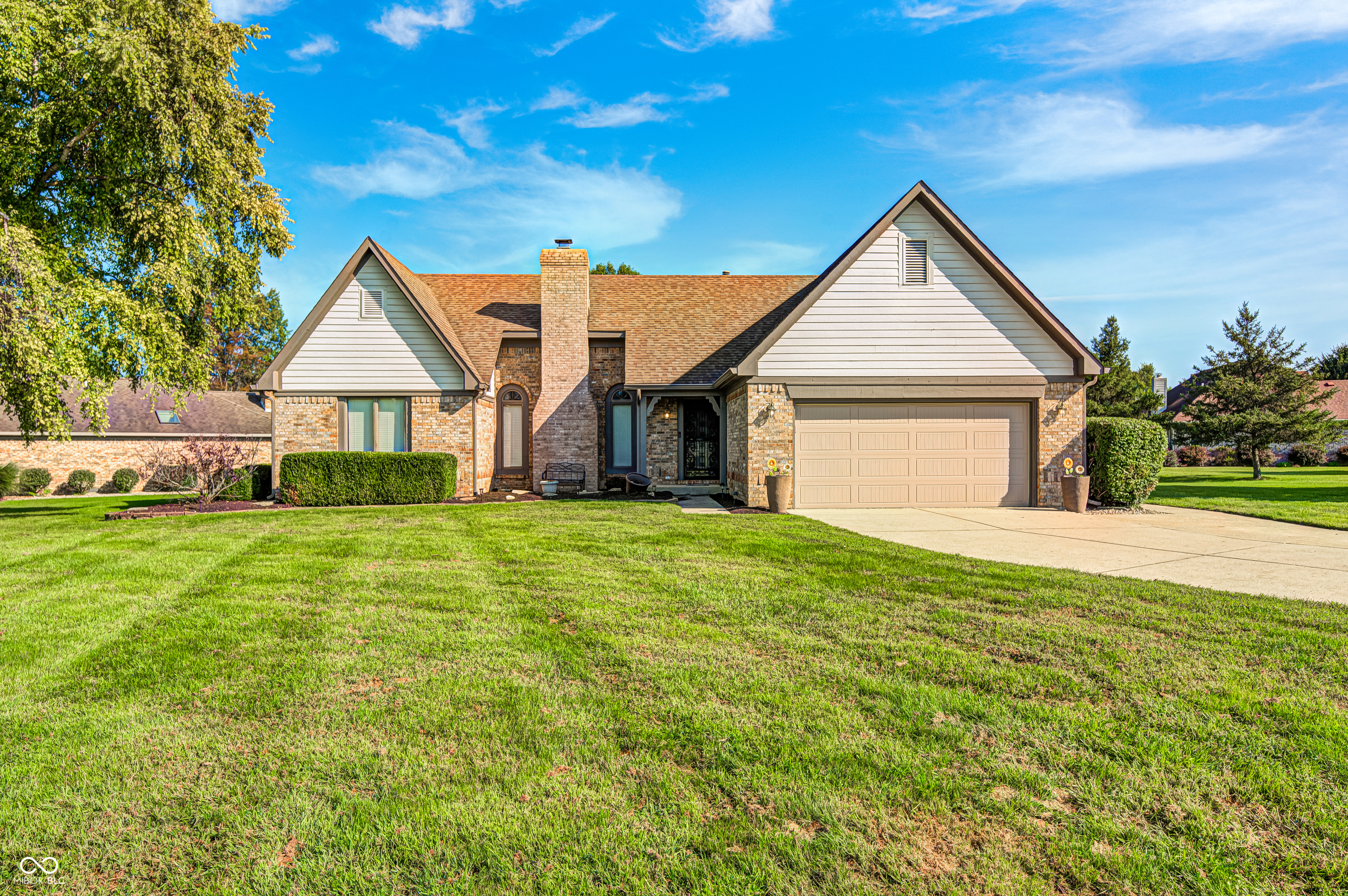 5102 Belleisle Property Photo 1