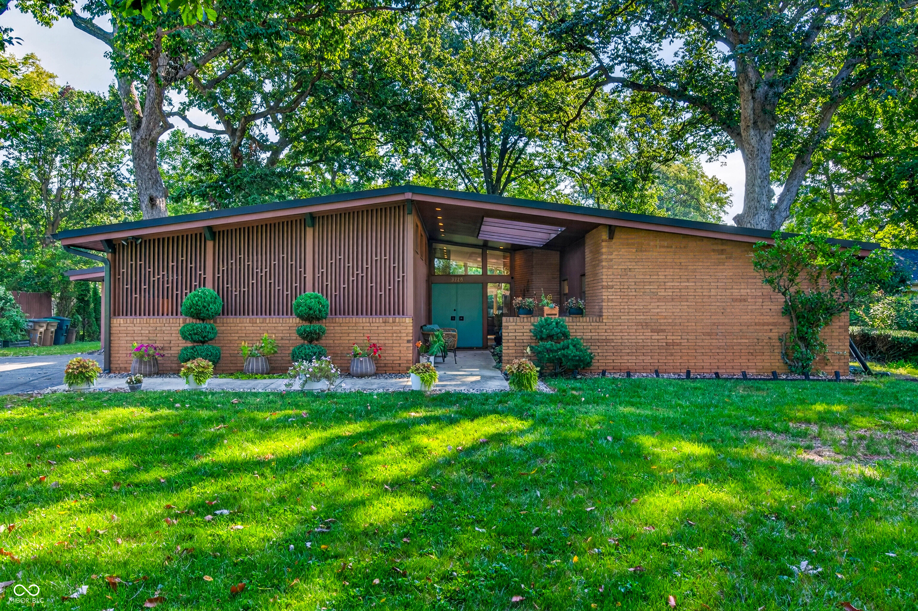 3229 Nugent Boulevard
