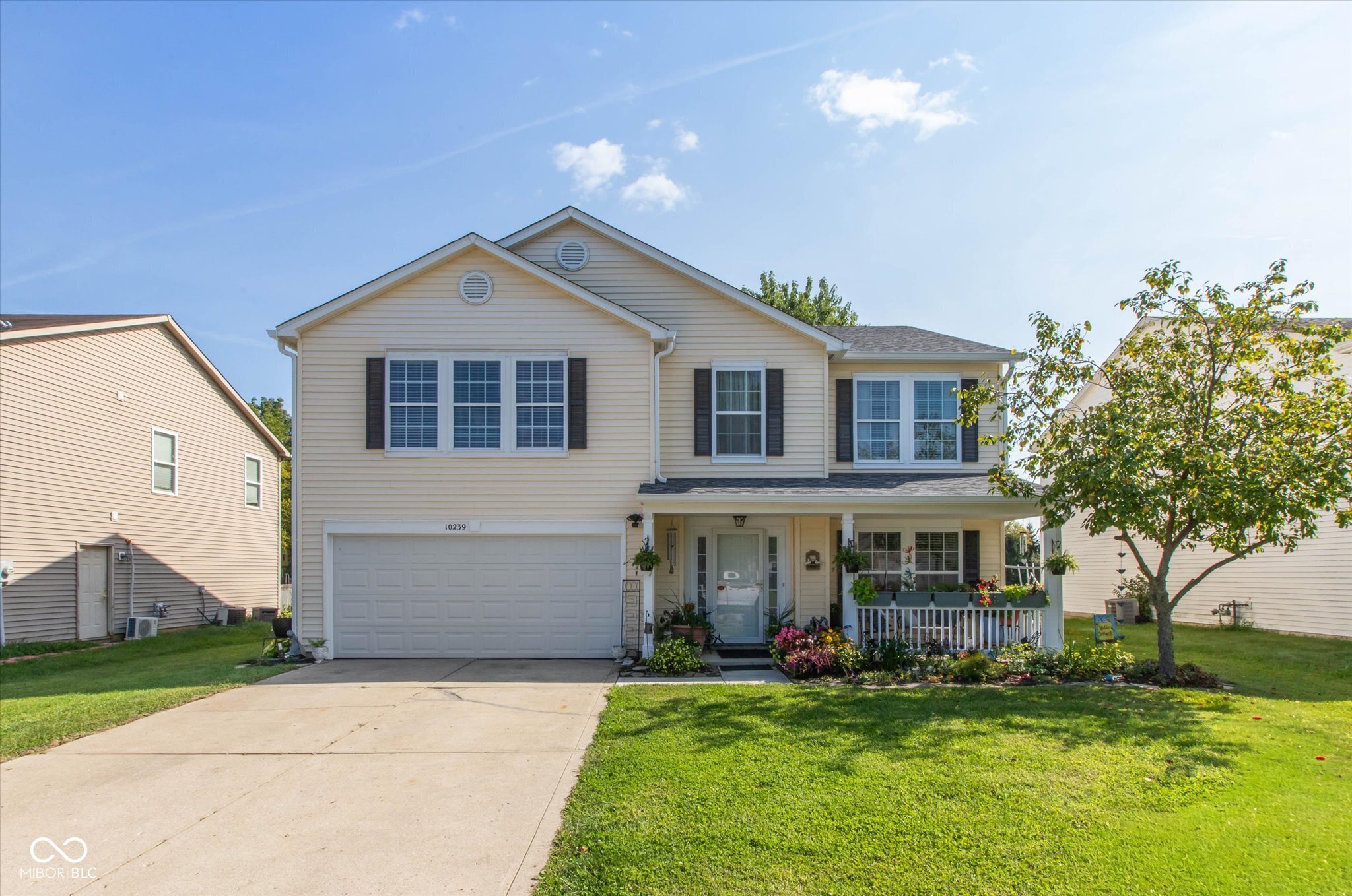 10239 Homestead Drive Property Photo 1