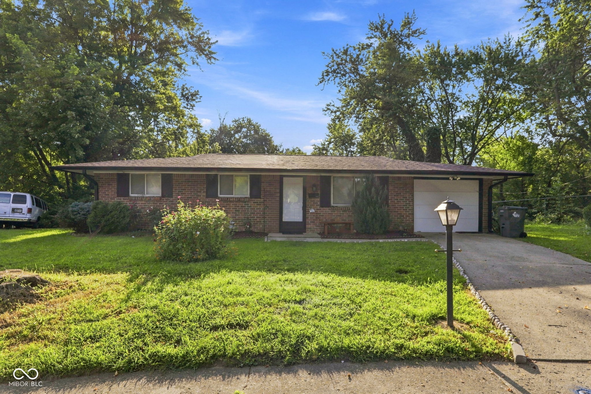 6107 Monarch Circle