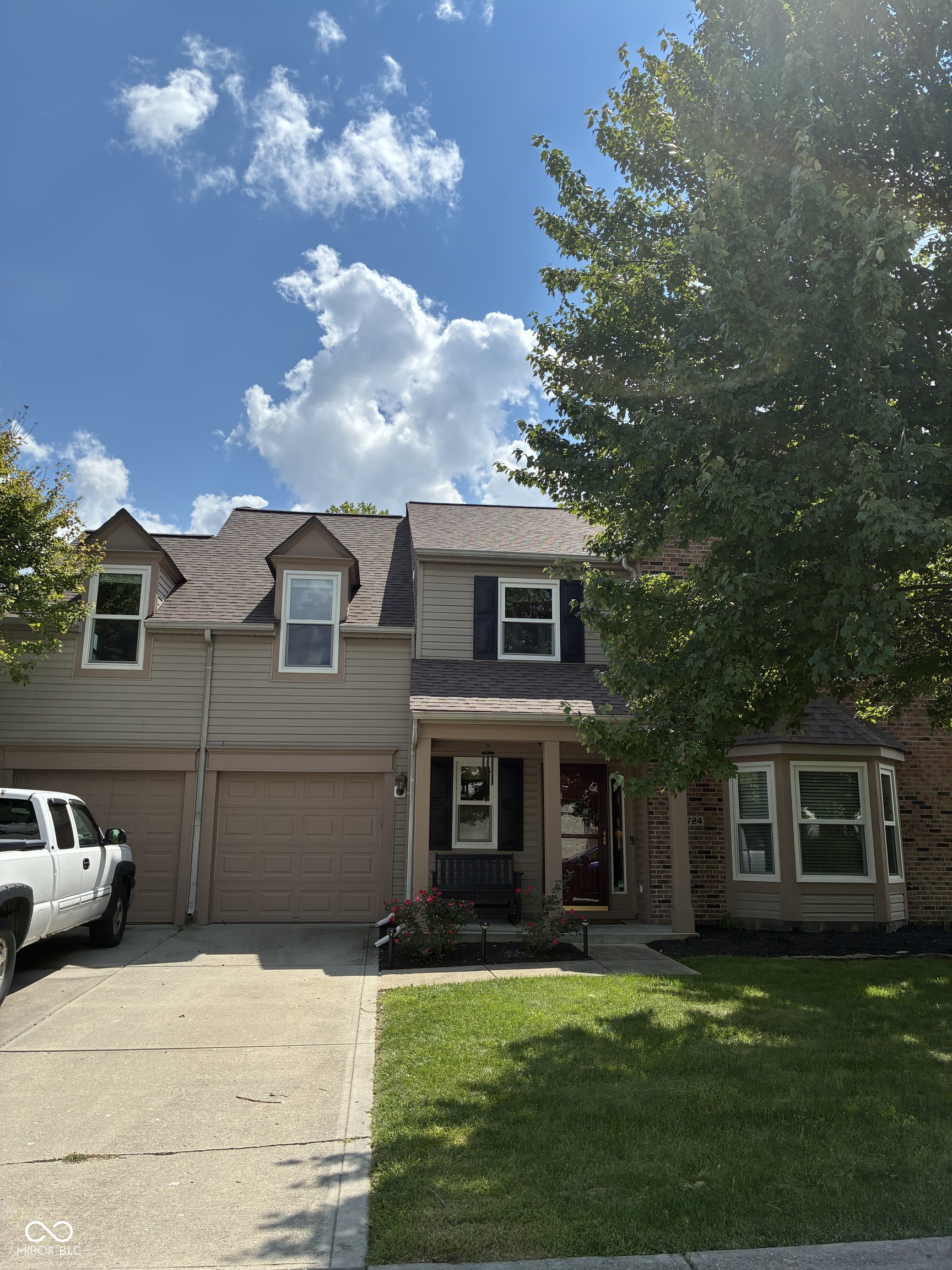 18724 Planer Drive Property Photo 1