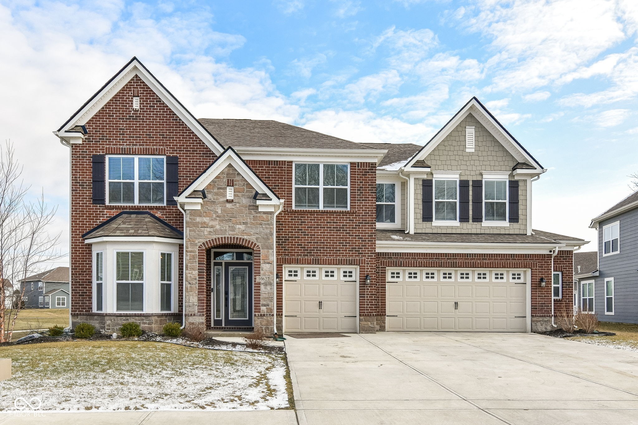 10627 Oak Bend Boulevard Property Photo 1