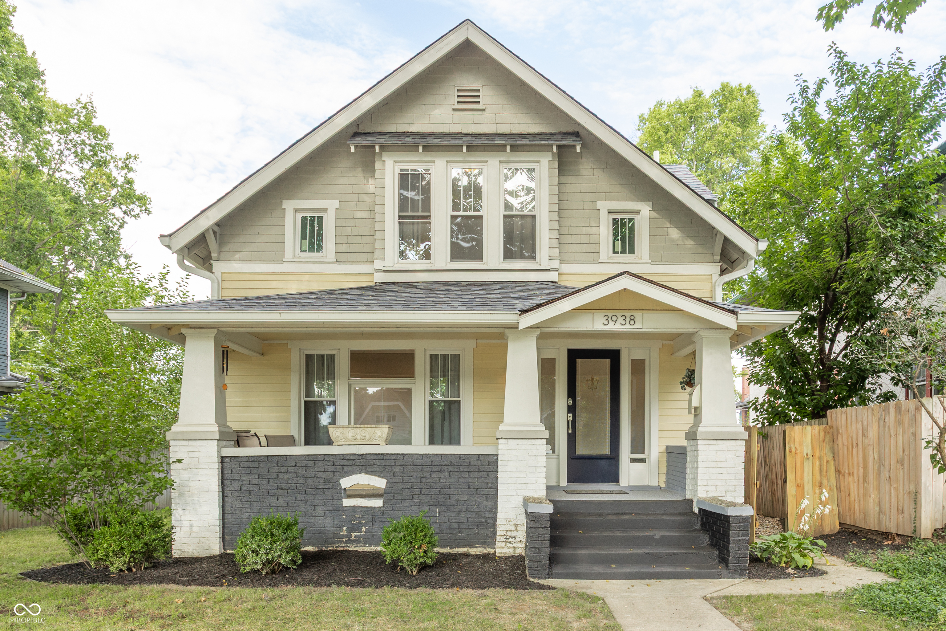 3938 N College Avenue Property Photo 1