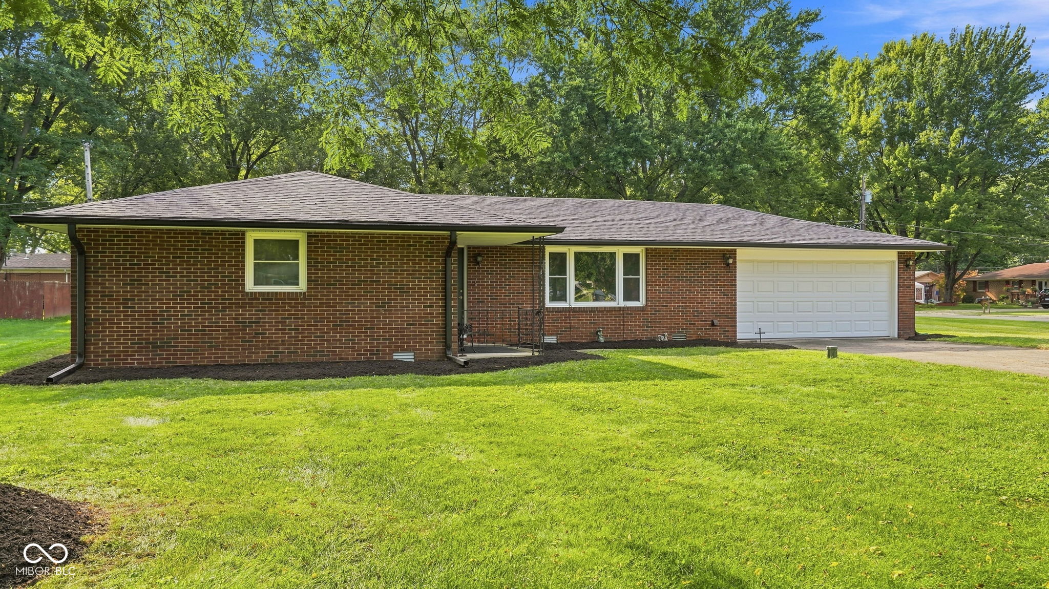 2407 Rita Court Property Photo 1