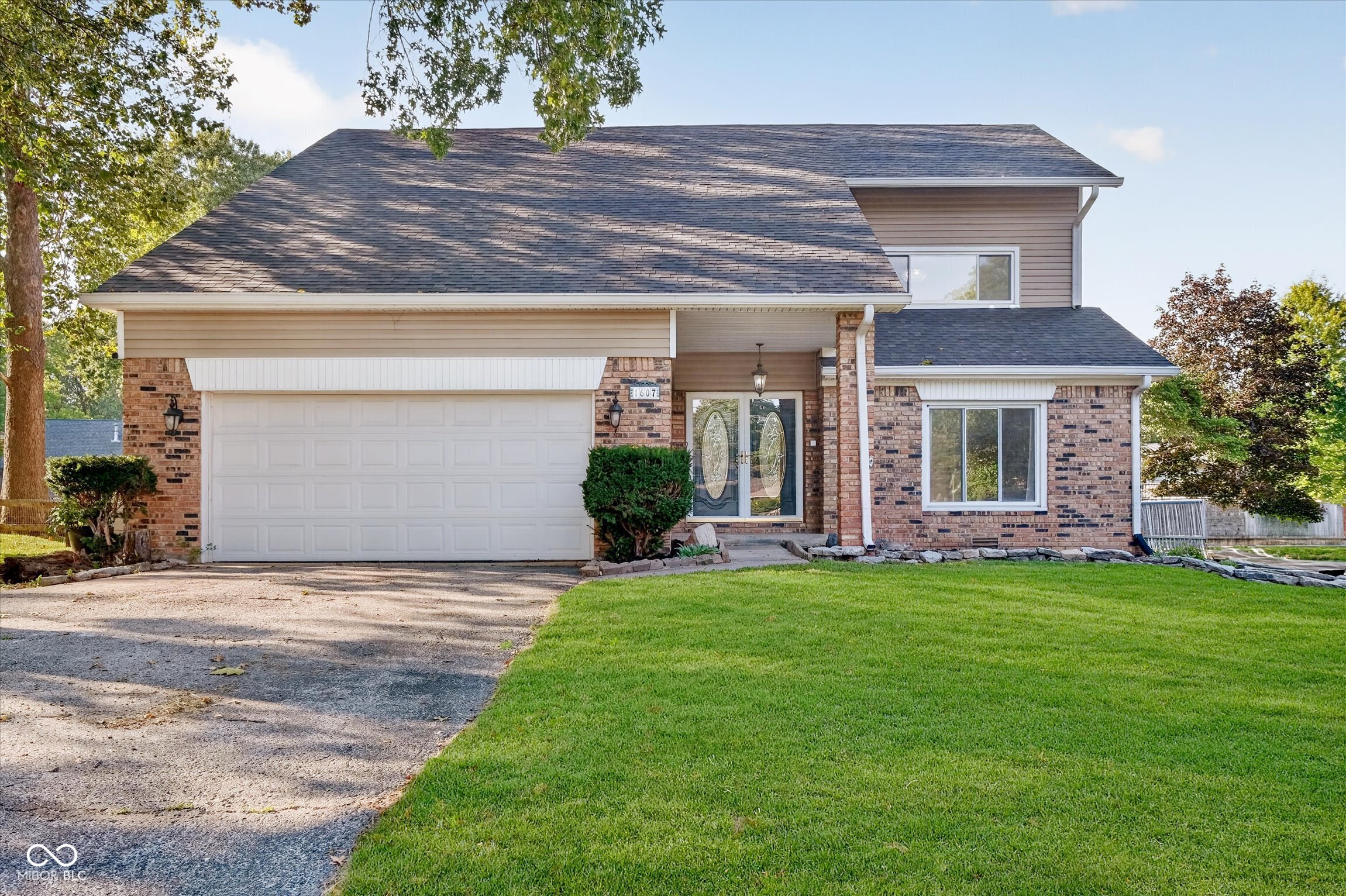 1607 Chestnut Court Property Photo 1